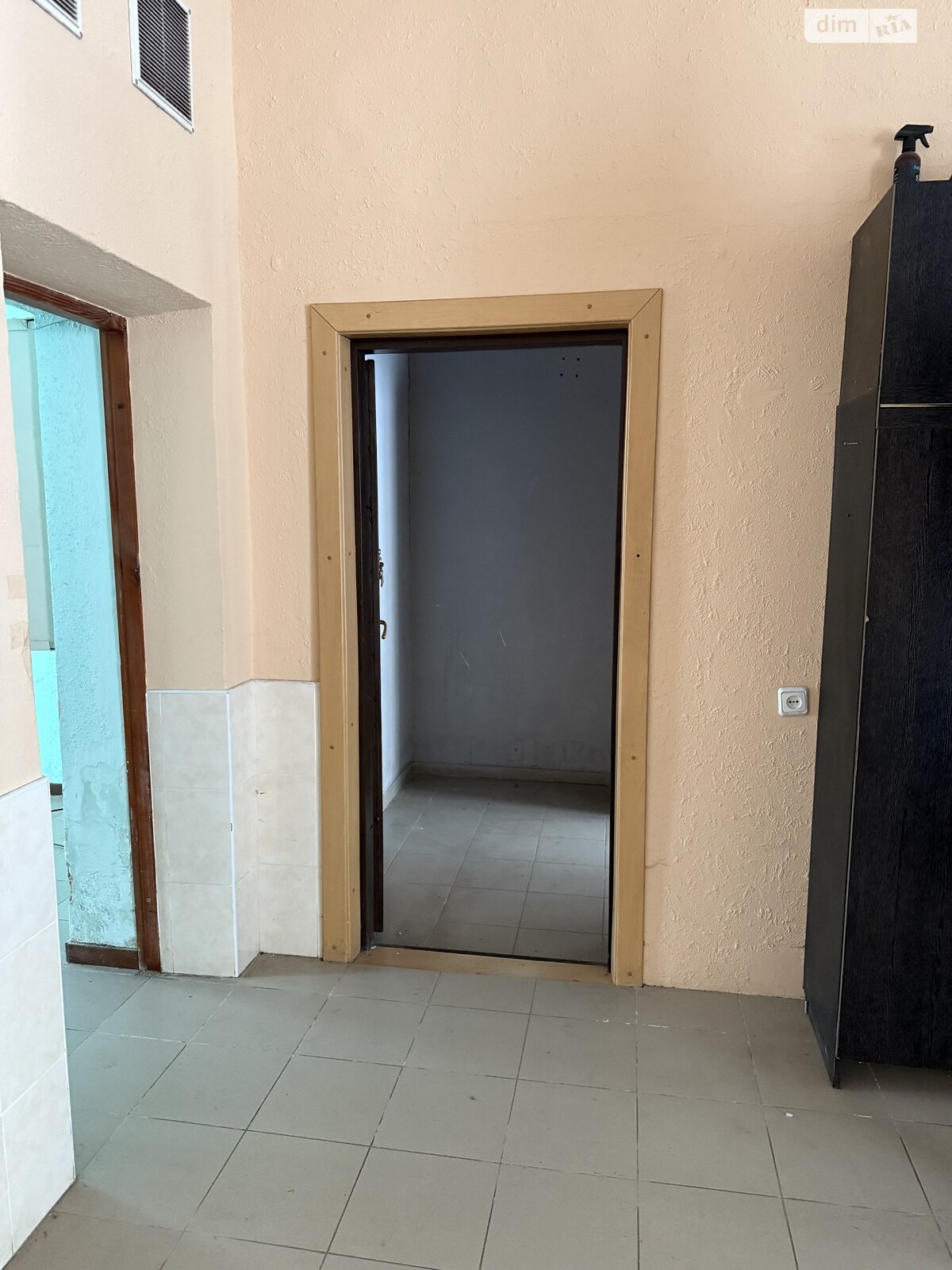 Коммерческое помещение в Хмельницком, сдам в аренду по Заречанская улица 24, район Выставка, цена: 19 500 грн за объект фото 1