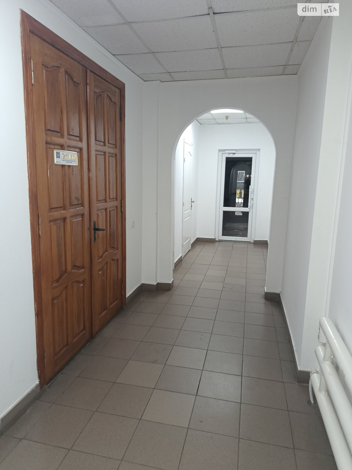 Коммерческое помещение в Хмельницком, сдам в аренду по Заречанская улица, район Выставка, цена: 18 700 грн за объект фото 1