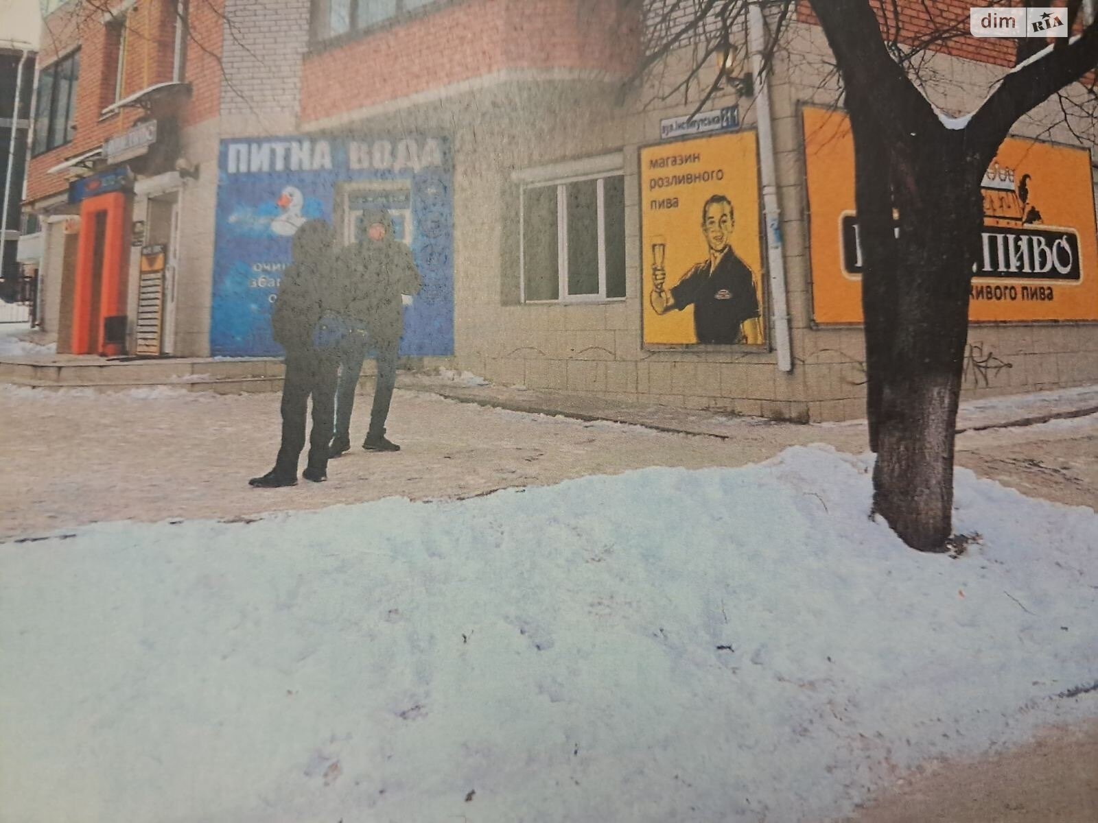 Комерційне приміщення в Хмельницькому, здам в оренду по Інститутська вулиця 21/1, район Південно-Західний, ціна: 1 000 грн за об’єкт фото 1