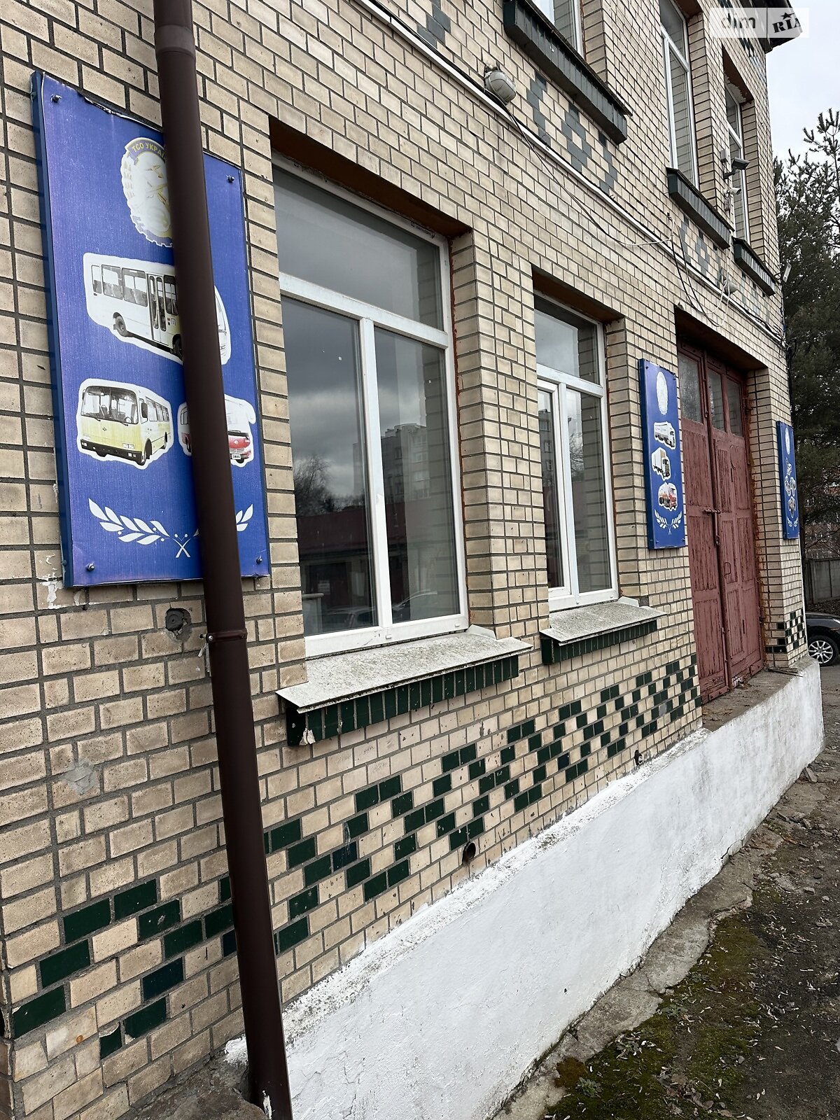 Коммерческое помещение в Хмельницком, сдам в аренду по Каменецкая улица 96, район Юго-Западный, цена: 26 550 грн за объект фото 1 Коммерческое помещение в Хмельницком, сдам в аренду по Каменецкая улица 96, район Юго-Западный, цена: 26 550 грн за объект фото 1