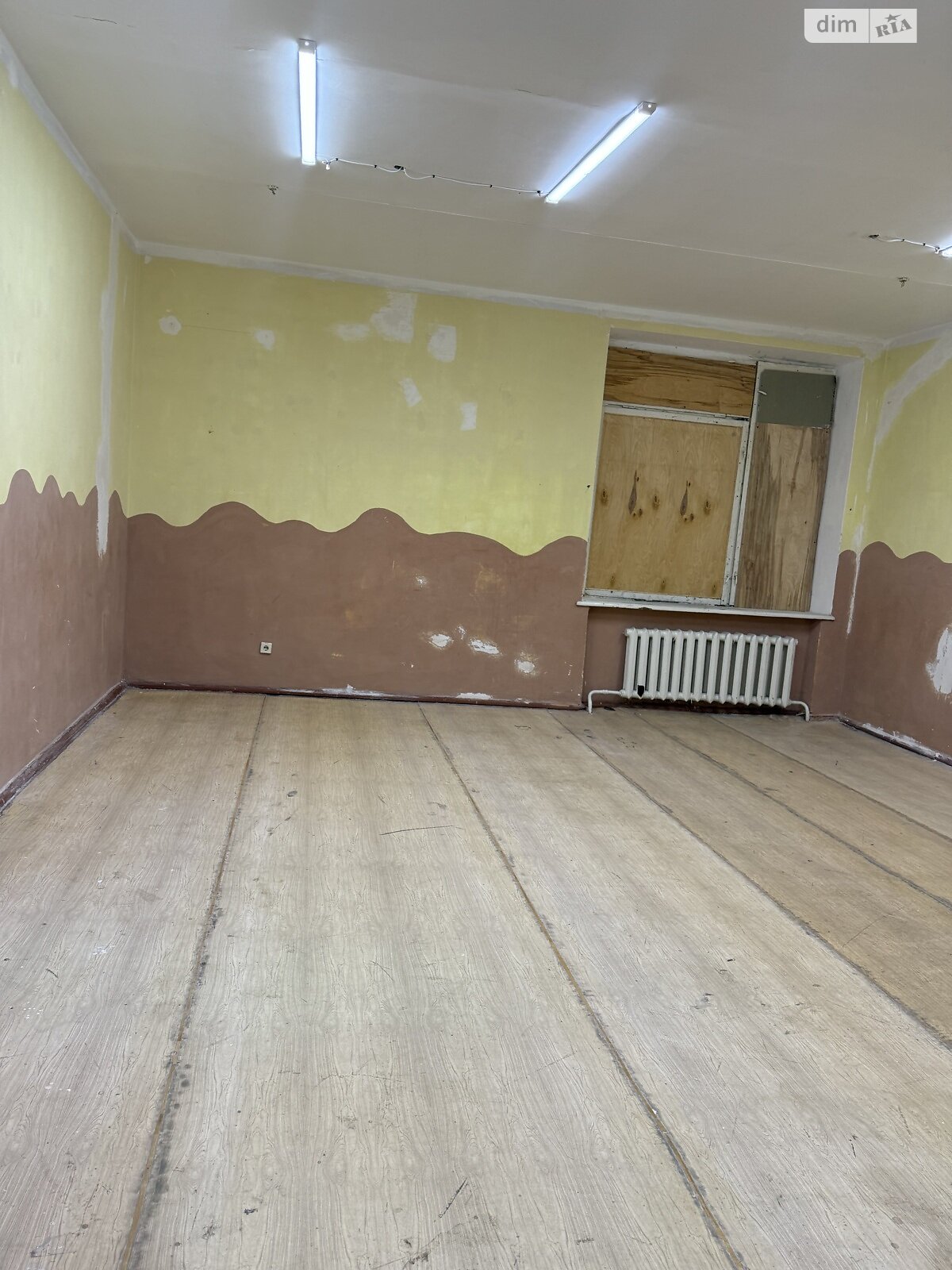 Коммерческое помещение в Хмельницком, сдам в аренду по Молодежная улица 12/1, район Юго-Западный, цена: 9 000 грн за объект фото 1