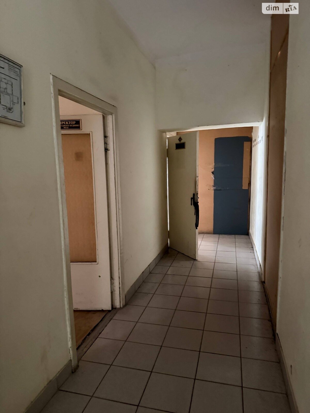 Коммерческое помещение в Хмельницком, сдам в аренду по Молодежная улица 12/1, район Юго-Западный, цена: 22 200 грн за объект фото 1 Коммерческое помещение в Хмельницком, сдам в аренду по Молодежная улица 12/1, район Юго-Западный, цена: 22 200 грн за объект фото 1