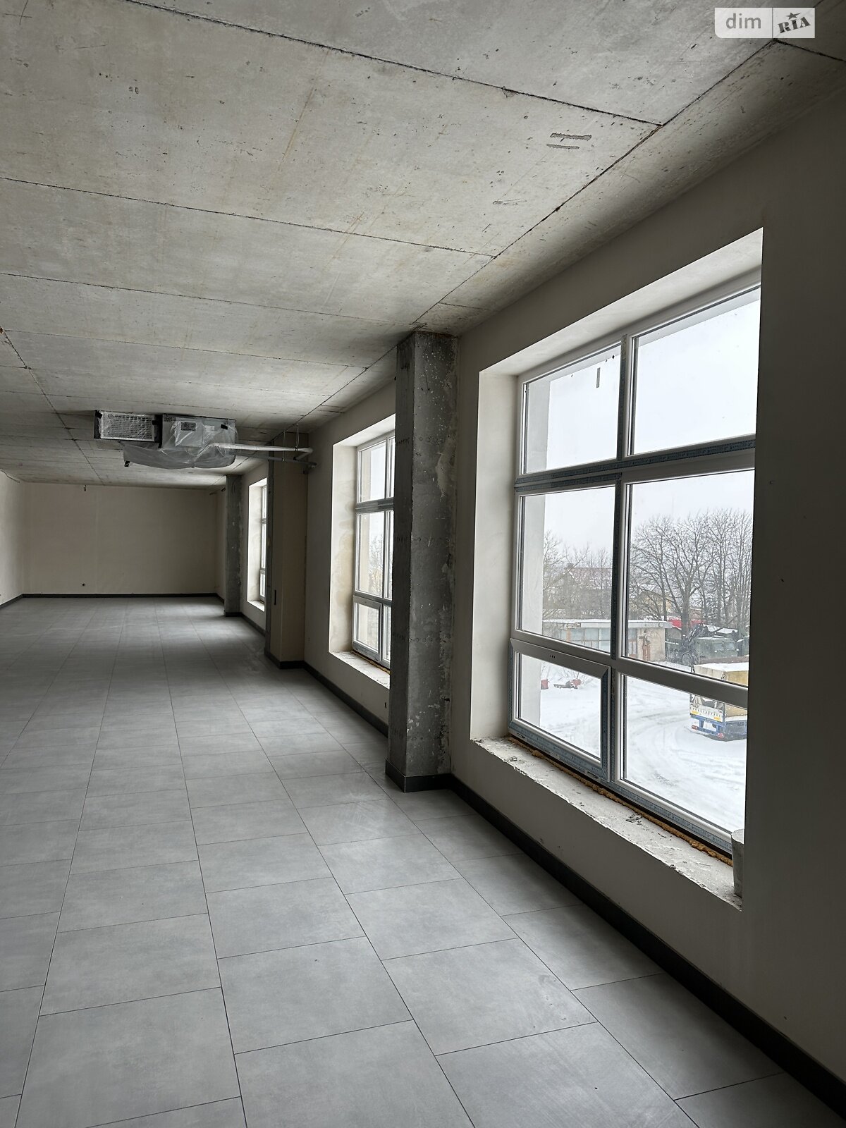 Коммерческое помещение в Хмельницком, сдам в аренду по Молодежная улица 15/1, район Юго-Западный, цена: 141 000 грн за объект фото 1