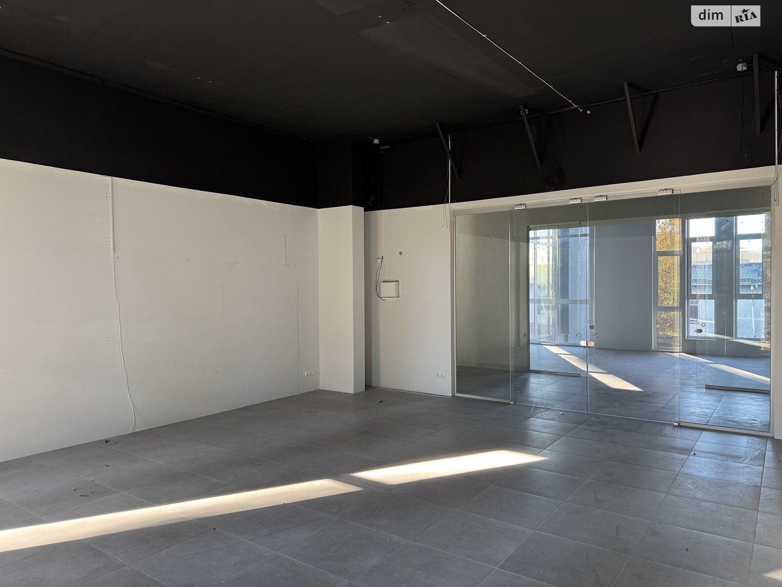 Комерційне приміщення в Хмельницькому, здам в оренду по Тернопільська вулиця, район Південно-Західний, ціна: 15 500 грн за об’єкт фото 1