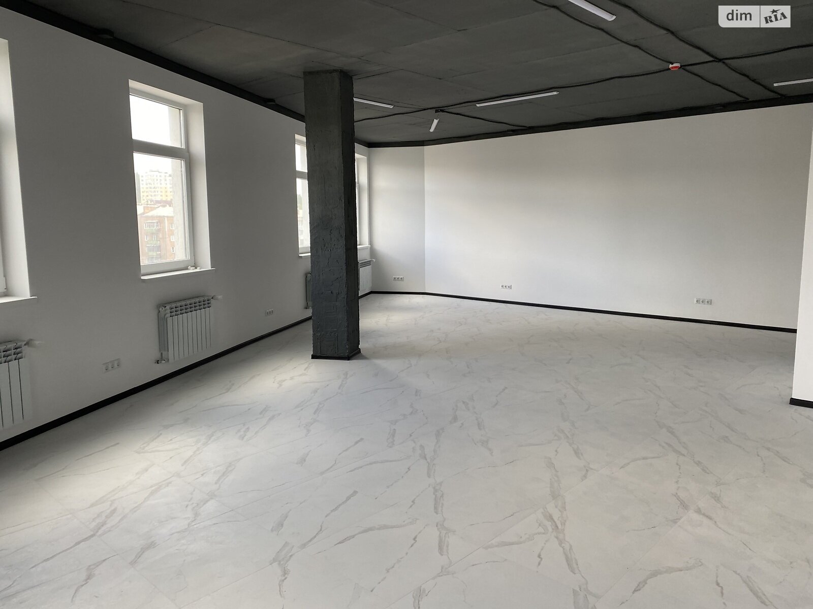 Комерційне приміщення в Хмельницькому, здам в оренду по Свободи вулиця 18/2, район Заріччя, ціна: 16 000 грн за об’єкт фото 1 Комерційне приміщення в Хмельницькому, здам в оренду по Свободи вулиця 18/2, район Заріччя, ціна: 16 000 грн за об’єкт фото 1