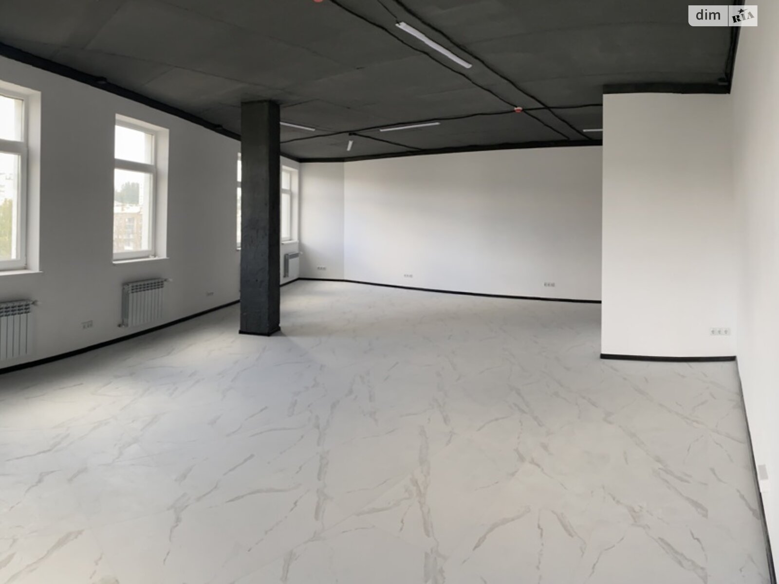 Комерційне приміщення в Хмельницькому, здам в оренду по Свободи вулиця 18/2, район Заріччя, ціна: 16 000 грн за об’єкт фото 1 Комерційне приміщення в Хмельницькому, здам в оренду по Свободи вулиця 18/2, район Заріччя, ціна: 16 000 грн за об’єкт фото 1