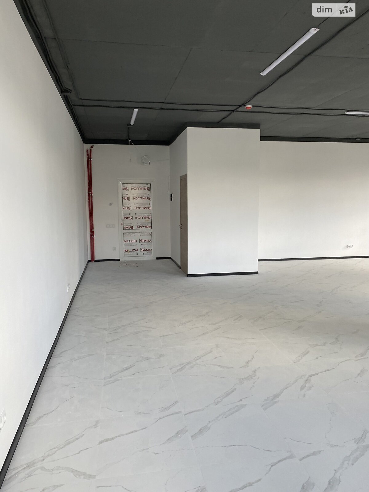 Комерційне приміщення в Хмельницькому, здам в оренду по Свободи вулиця 18/2, район Заріччя, ціна: 16 000 грн за об’єкт фото 1 Комерційне приміщення в Хмельницькому, здам в оренду по Свободи вулиця 18/2, район Заріччя, ціна: 16 000 грн за об’єкт фото 1