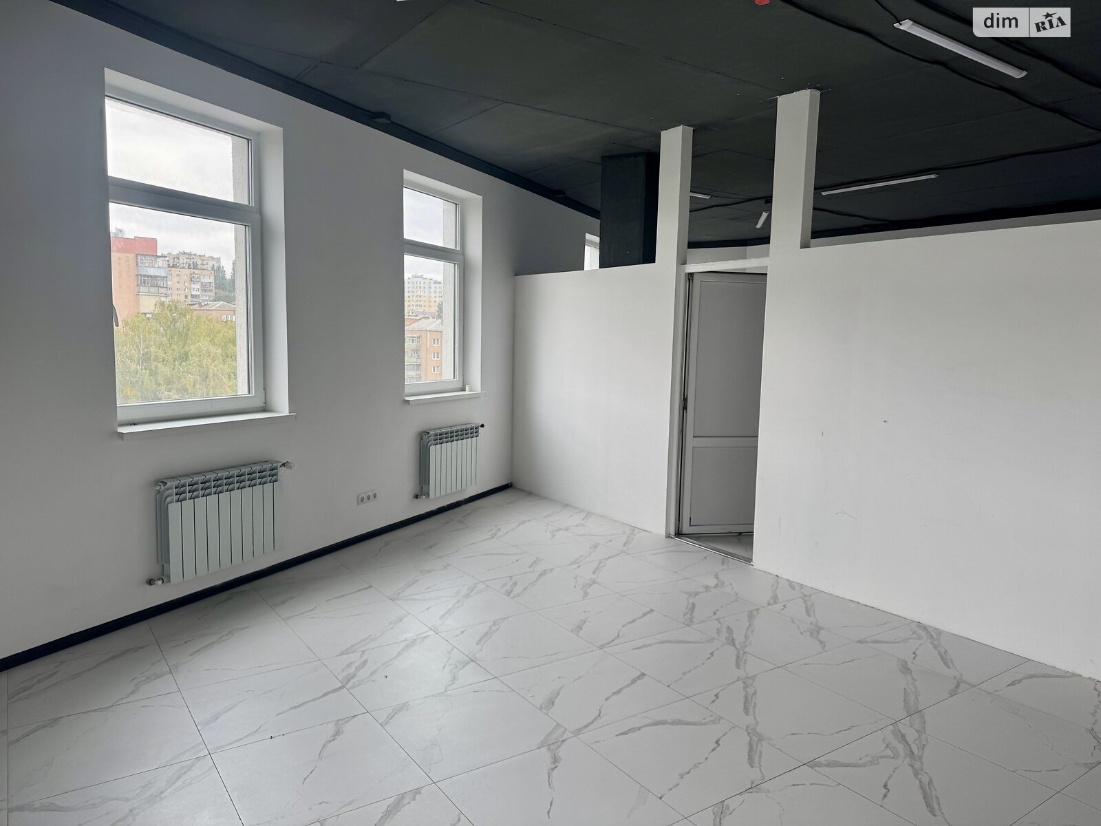 Комерційне приміщення в Хмельницькому, здам в оренду по Свободи вулиця 18/2, район Заріччя, ціна: 16 000 грн за об’єкт фото 1 Комерційне приміщення в Хмельницькому, здам в оренду по Свободи вулиця 18/2, район Заріччя, ціна: 16 000 грн за об’єкт фото 1