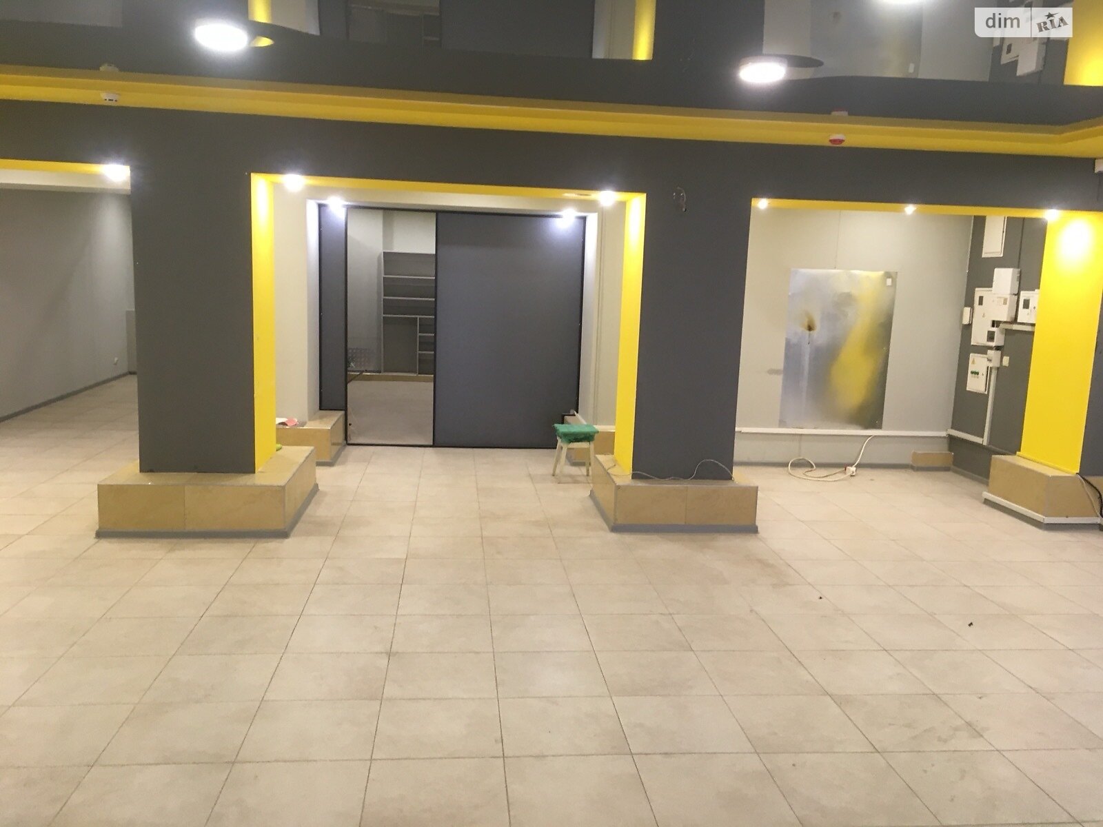 Комерційне приміщення в Хмельницькому, здам в оренду по Зарічанська вулиця, район Заріччя, ціна: 40 000 грн за об’єкт фото 1 Комерційне приміщення в Хмельницькому, здам в оренду по Зарічанська вулиця, район Заріччя, ціна: 40 000 грн за об’єкт фото 1