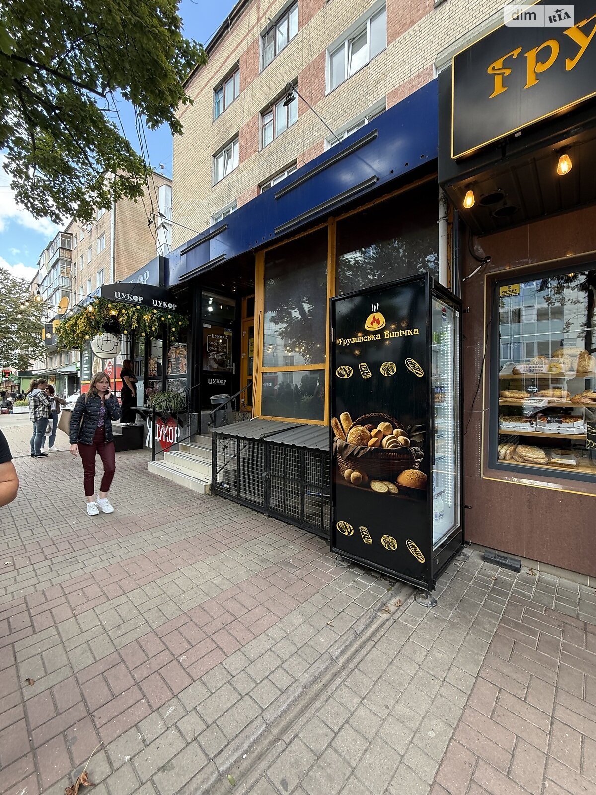 Комерційне приміщення в Хмельницькому, здам в оренду по Зарічанська вулиця, район Заріччя, ціна: 40 000 грн за об’єкт фото 1 Комерційне приміщення в Хмельницькому, здам в оренду по Зарічанська вулиця, район Заріччя, ціна: 40 000 грн за об’єкт фото 1