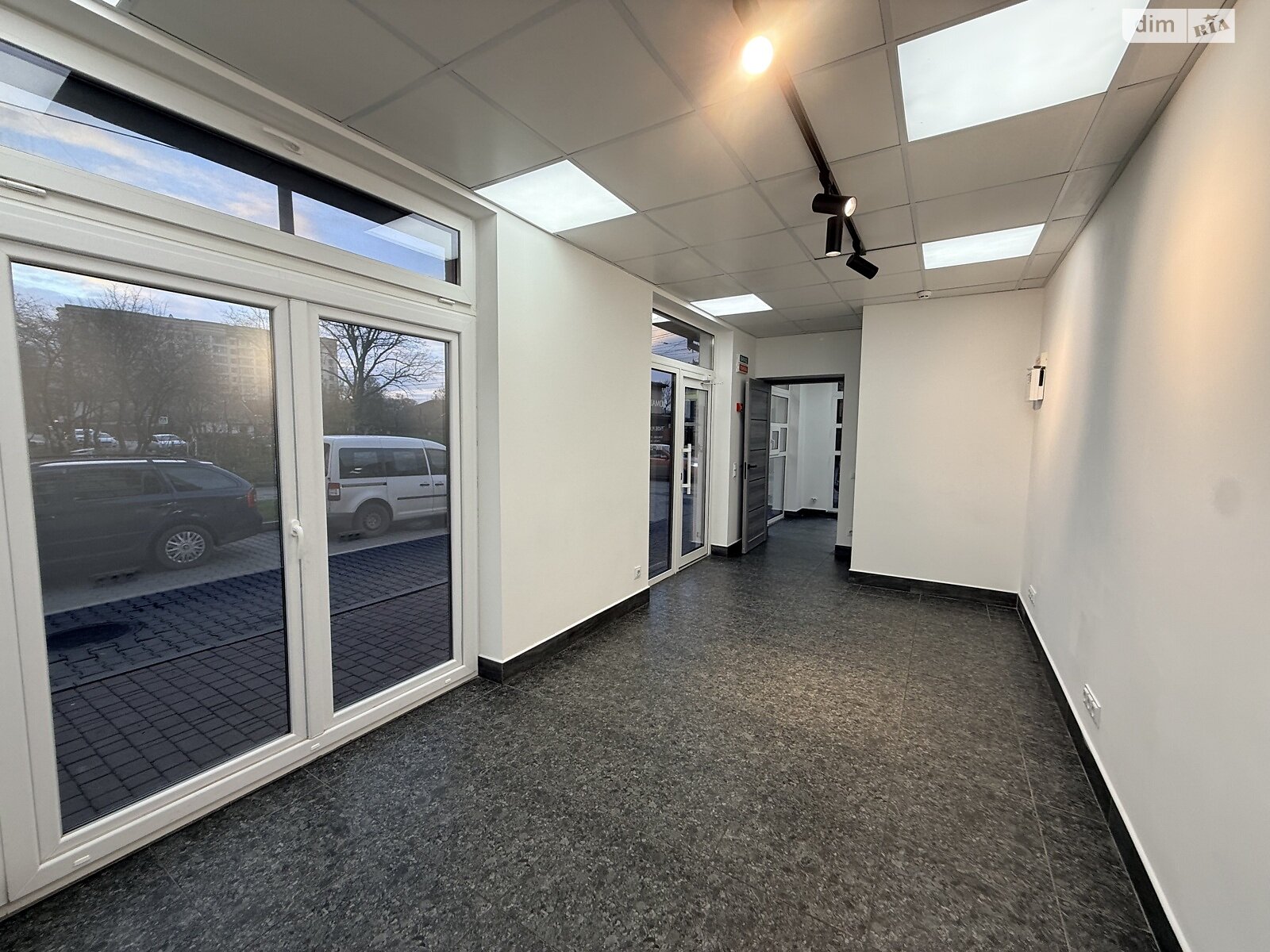 Коммерческое помещение в Хмельницком, сдам в аренду по Проскуровского Подполья улица 113, район Завалье, цена: 22 000 грн за объект фото 1