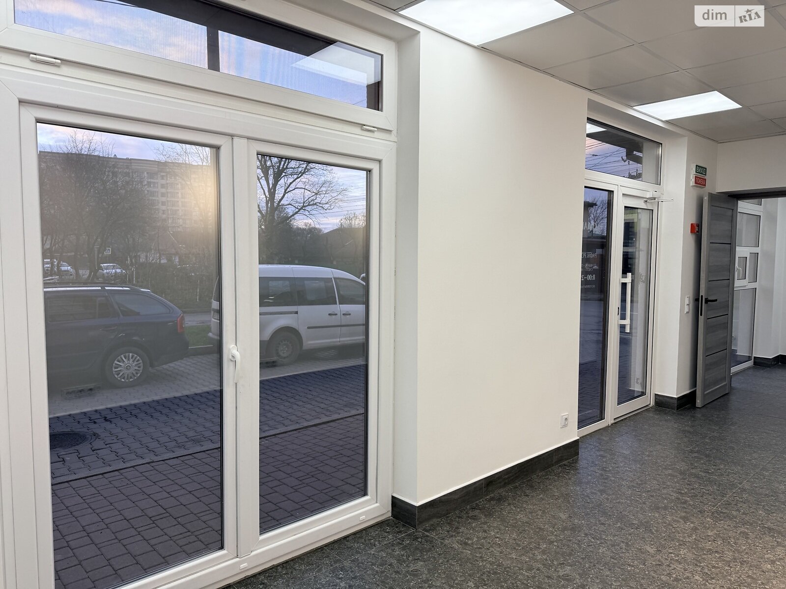 Коммерческое помещение в Хмельницком, сдам в аренду по Проскуровского Подполья улица 113, район Завалье, цена: 22 000 грн за объект фото 1