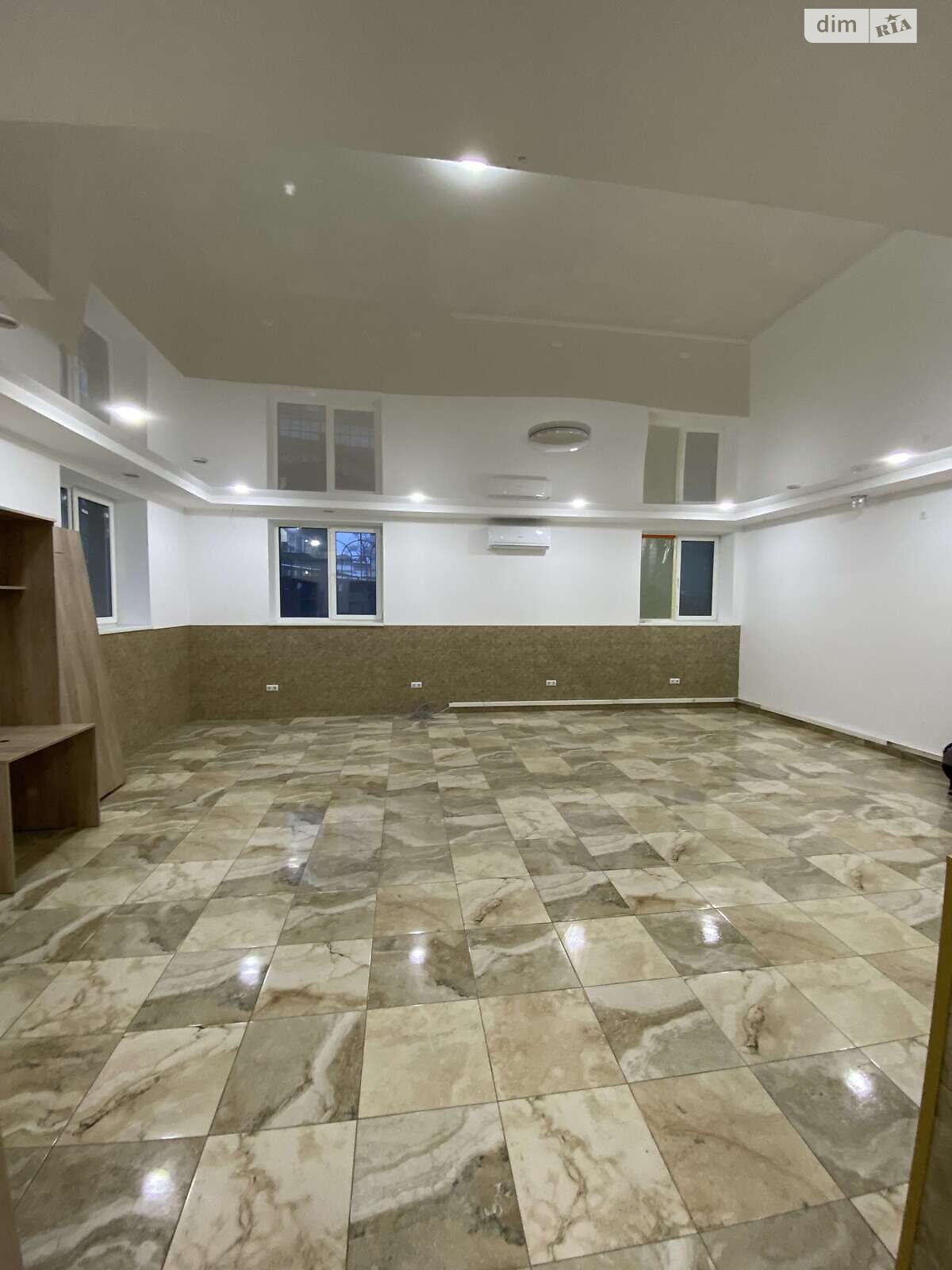 Коммерческое помещение в Ирпене, сдам в аренду по Мечникова улица, район Ирпень, цена: 20 000 грн за объект фото 1 Коммерческое помещение в Ирпене, сдам в аренду по Мечникова улица, район Ирпень, цена: 20 000 грн за объект фото 1