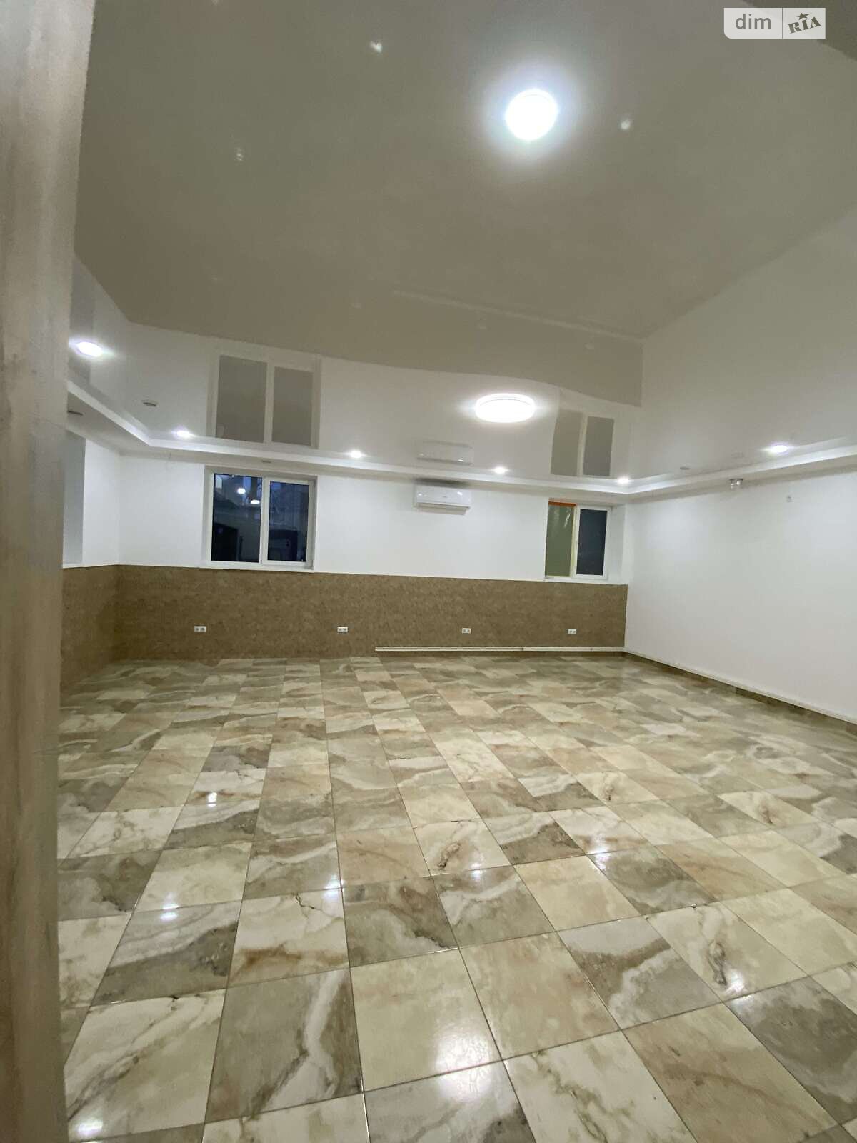 Коммерческое помещение в Ирпене, сдам в аренду по Мечникова улица, район Ирпень, цена: 20 000 грн за объект фото 1 Коммерческое помещение в Ирпене, сдам в аренду по Мечникова улица, район Ирпень, цена: 20 000 грн за объект фото 1