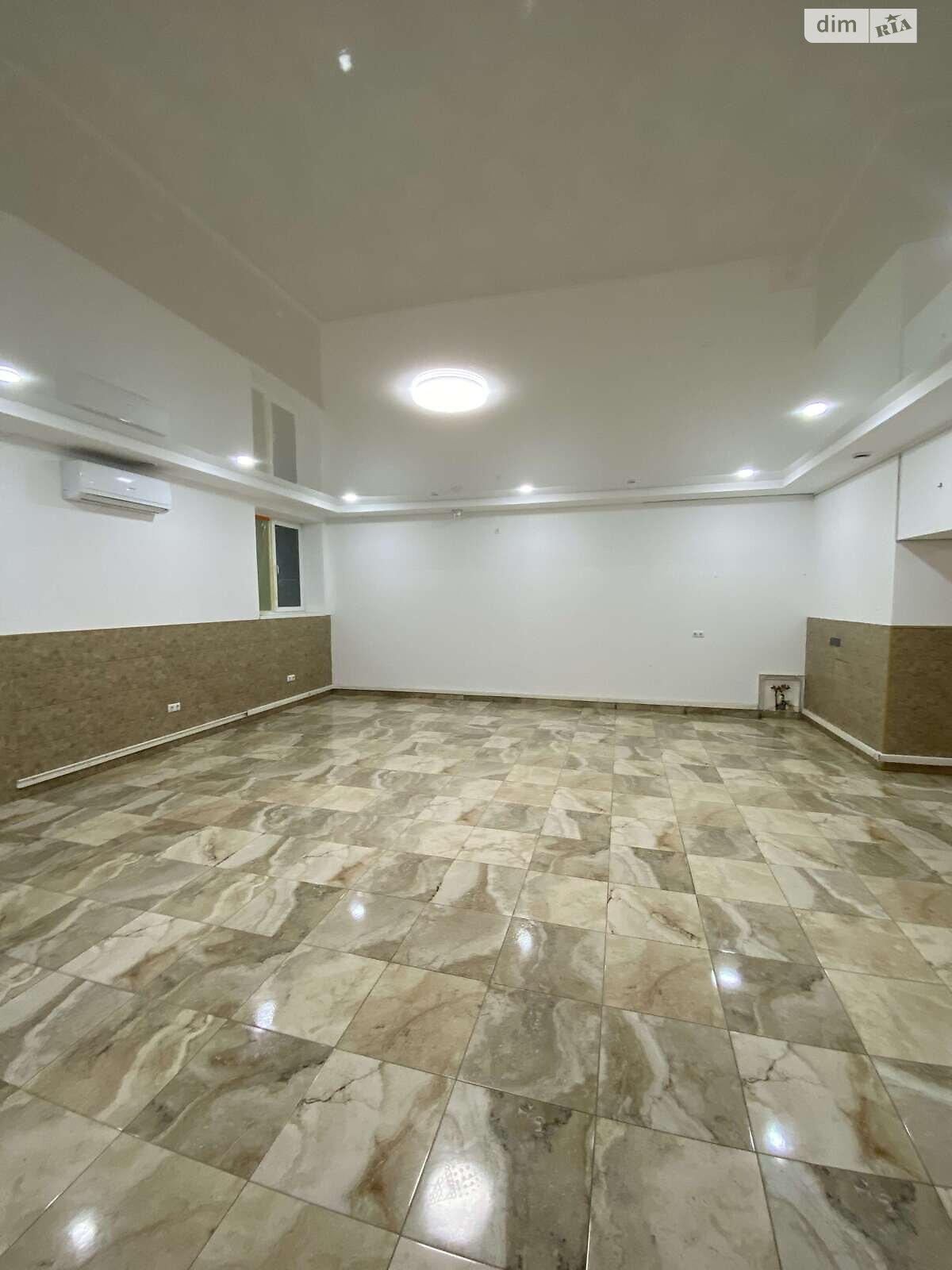 Коммерческое помещение в Ирпене, сдам в аренду по Мечникова улица, район Ирпень, цена: 20 000 грн за объект фото 1 Коммерческое помещение в Ирпене, сдам в аренду по Мечникова улица, район Ирпень, цена: 20 000 грн за объект фото 1