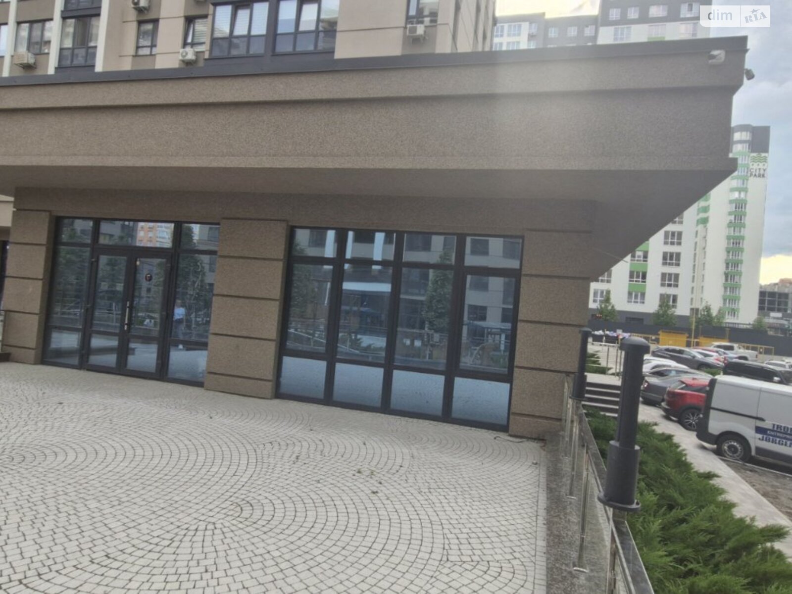 Комерційне приміщення в Ірпені, здам в оренду по Університетська (Карла Маркса) вулиця 3/3, район Ірпінь, ціна: 40 000 грн за об’єкт фото 1 Комерційне приміщення в Ірпені, здам в оренду по Університетська (Карла Маркса) вулиця 3/3, район Ірпінь, ціна: 40 000 грн за об’єкт фото 1