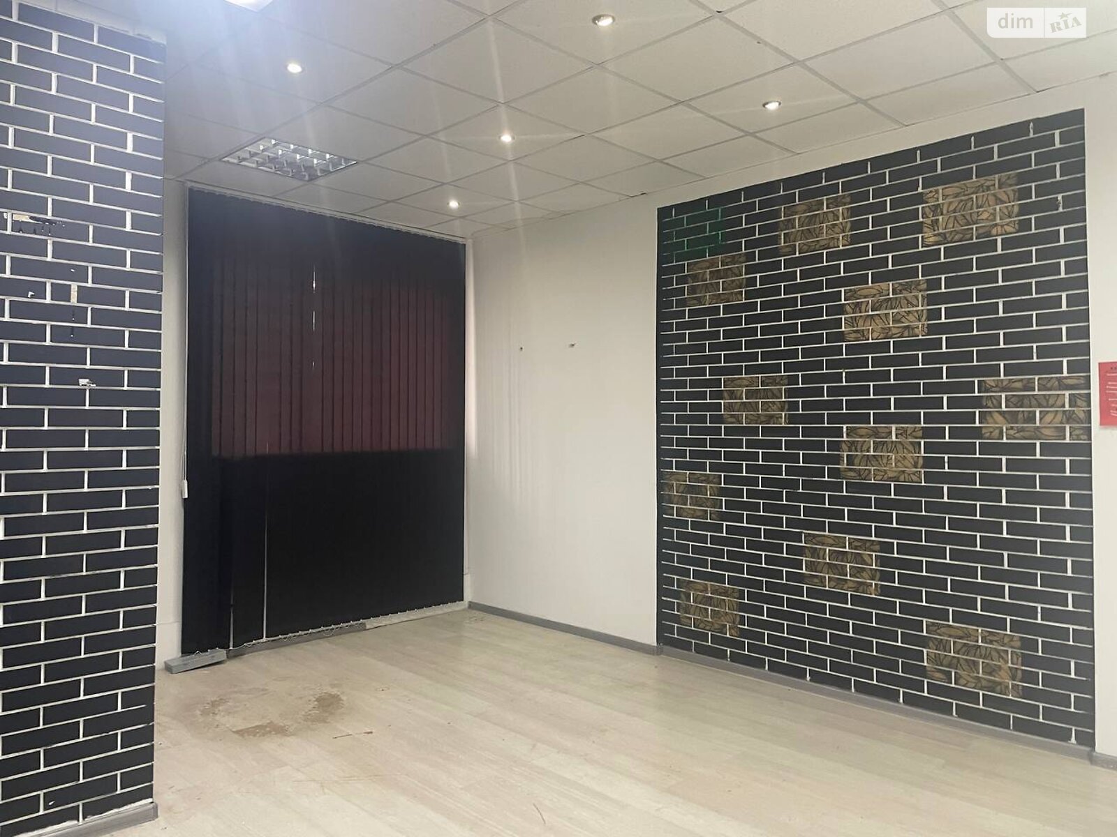 Комерційне приміщення в Ірпені, здам в оренду по Університетська (Карла Маркса) вулиця 33А, район Ірпінь, ціна: 15 000 грн за об’єкт фото 1