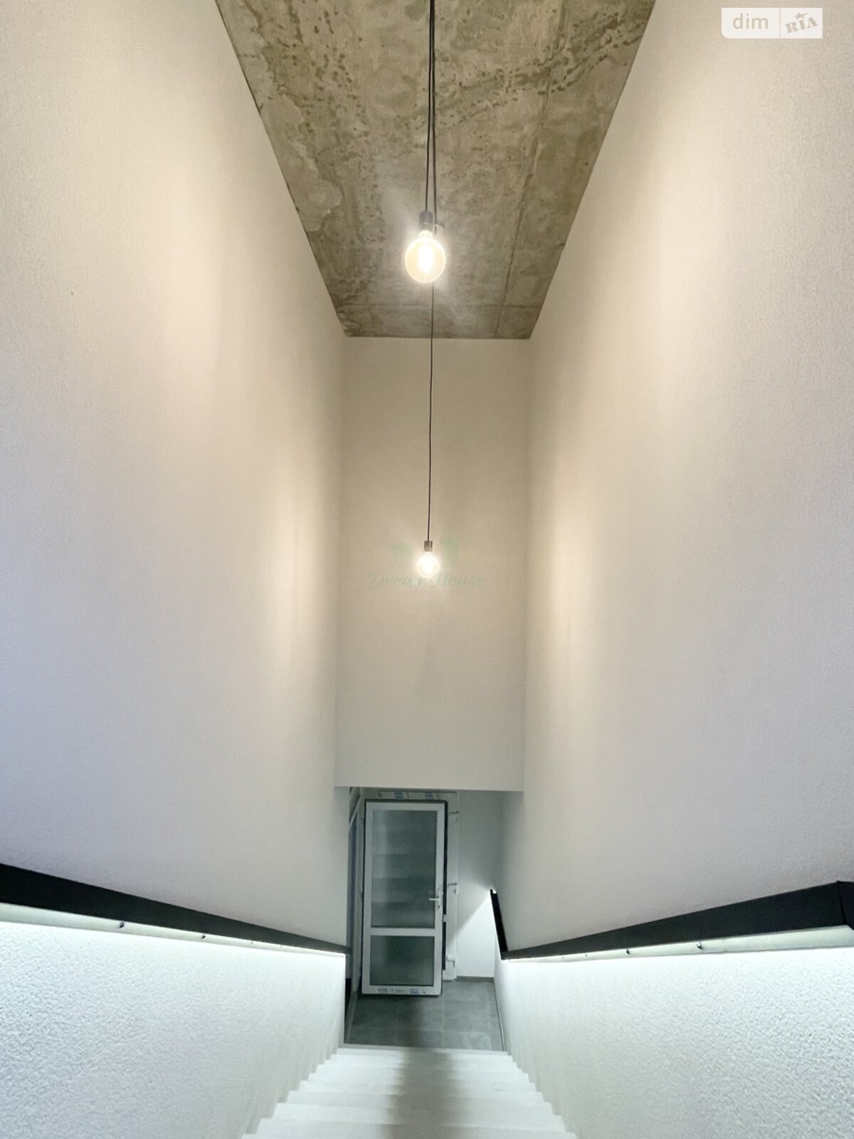 Коммерческое помещение в Ирпене, сдам в аренду по Университетская (Карла Маркса) улица, район Ирпень, цена: 20 000 грн за объект фото 1 Коммерческое помещение в Ирпене, сдам в аренду по Университетская (Карла Маркса) улица, район Ирпень, цена: 20 000 грн за объект фото 1