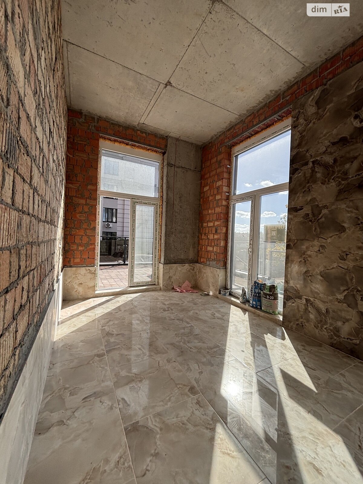 Коммерческое помещение в Ирпене, сдам в аренду по Университетская (Карла Маркса) улица 1Л, район Ирпень, цена: 10 097 грн за объект фото 1