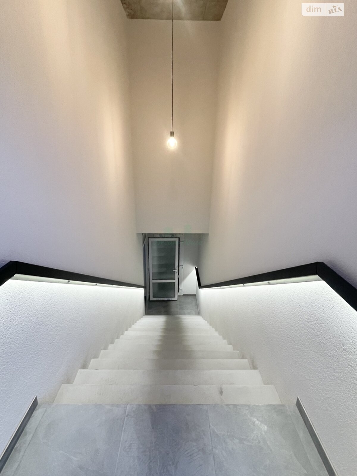 Коммерческое помещение в Ирпене, сдам в аренду по Университетская (Карла Маркса) улица 3/2, район Ирпень, цена: 20 000 грн за объект фото 1 Коммерческое помещение в Ирпене, сдам в аренду по Университетская (Карла Маркса) улица 3/2, район Ирпень, цена: 20 000 грн за объект фото 1