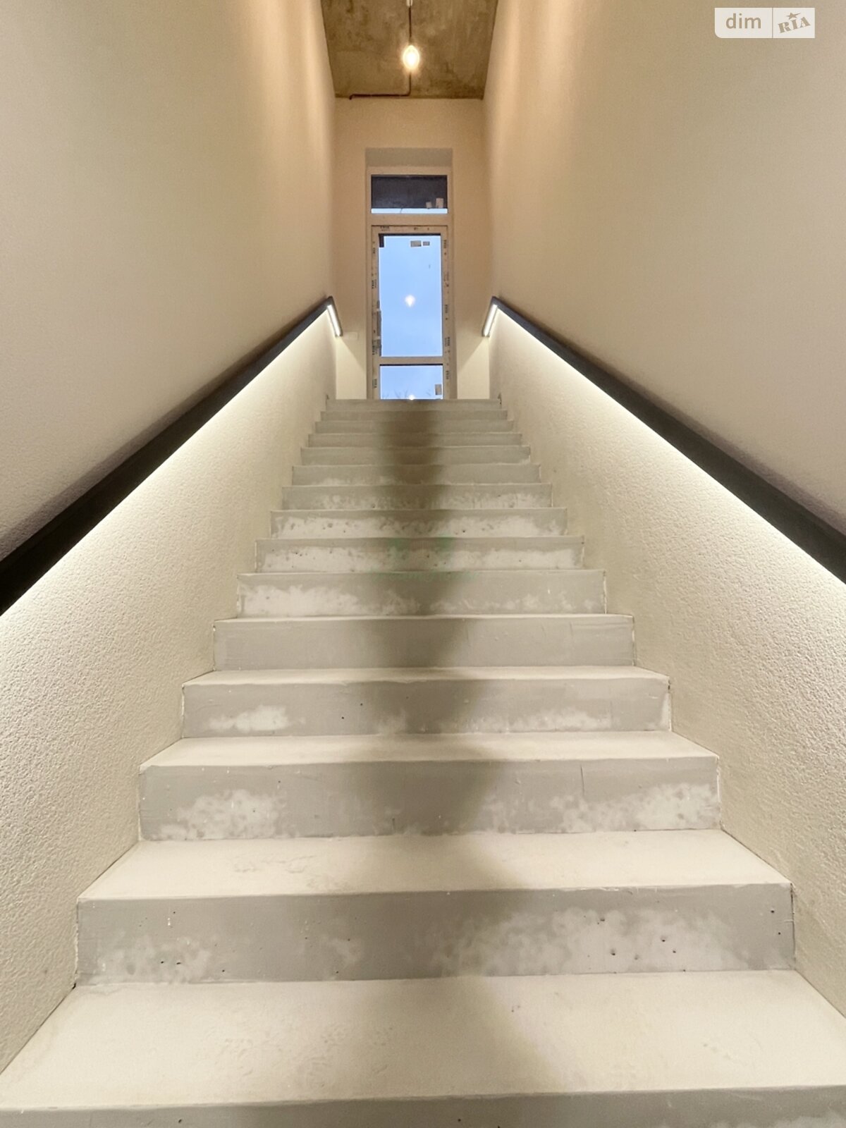 Коммерческое помещение в Ирпене, сдам в аренду по Университетская (Карла Маркса) улица 3/2, район Ирпень, цена: 20 000 грн за объект фото 1 Коммерческое помещение в Ирпене, сдам в аренду по Университетская (Карла Маркса) улица 3/2, район Ирпень, цена: 20 000 грн за объект фото 1