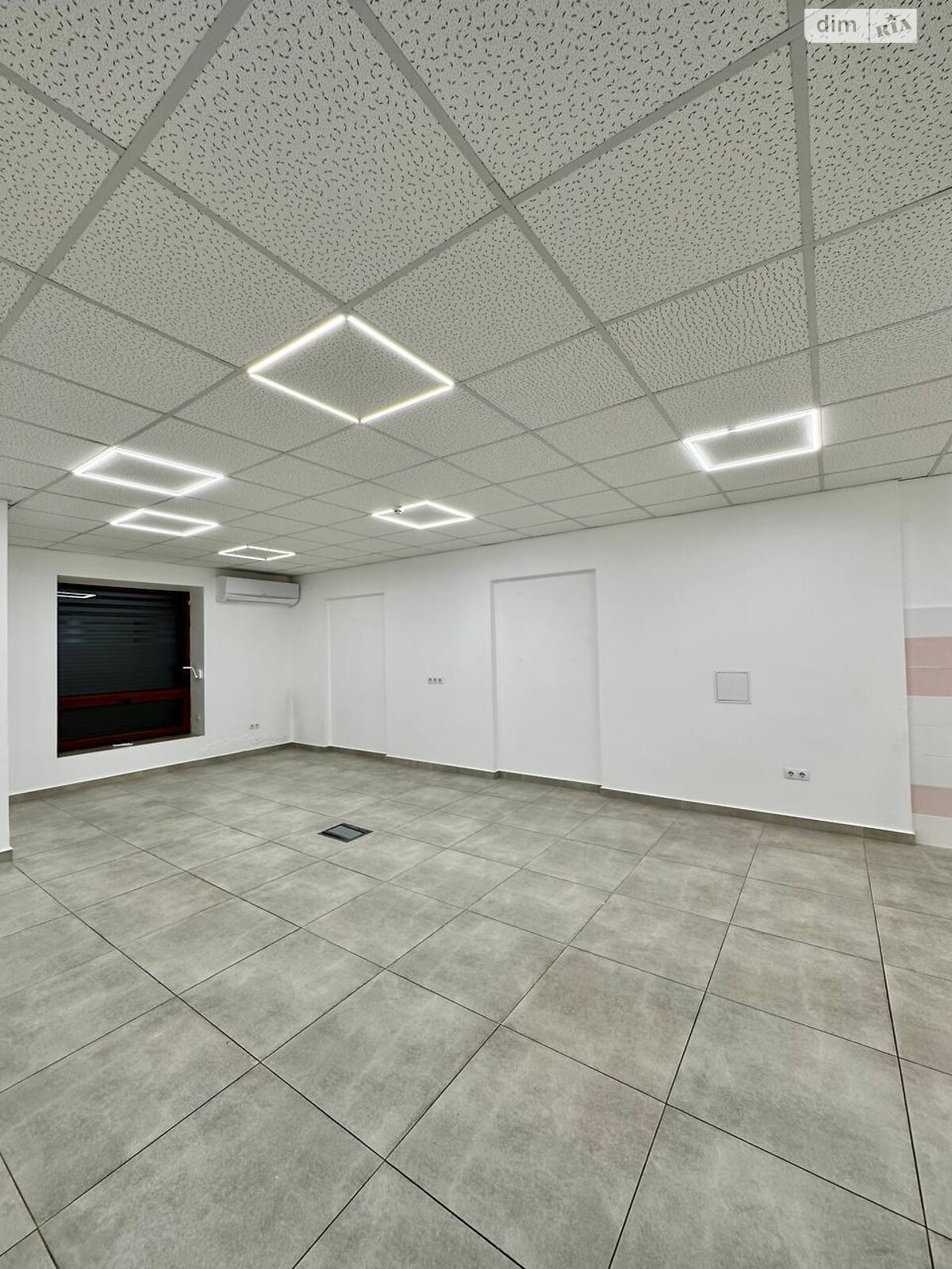 Коммерческое помещение в Ивано-Франковске, сдам в аренду по Национальной Гвардии улица 14У, район Арсенал, цена: 18 000 грн за объект фото 1 Коммерческое помещение в Ивано-Франковске, сдам в аренду по Национальной Гвардии улица 14У, район Арсенал, цена: 18 000 грн за объект фото 1