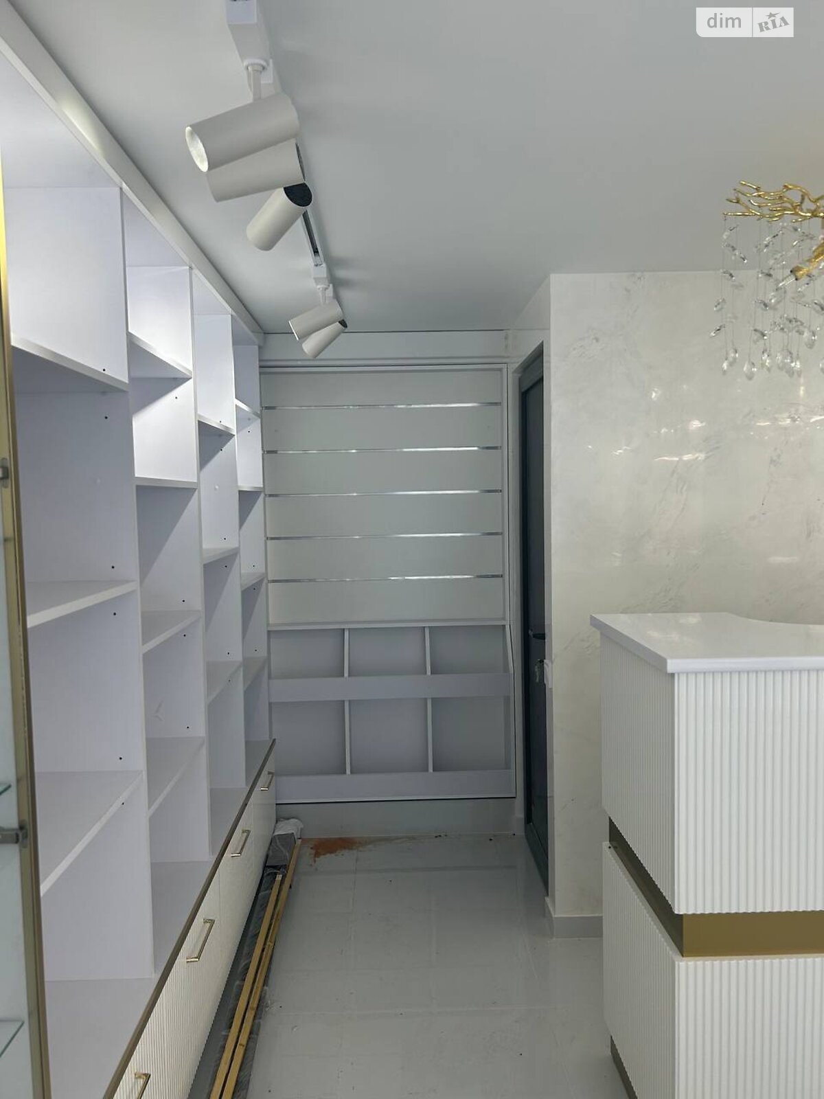 Коммерческое помещение в Ивано-Франковске, сдам в аренду по Национальной Гвардии улица 14Ц, район Арсенал, цена: 16 880 грн за объект фото 1