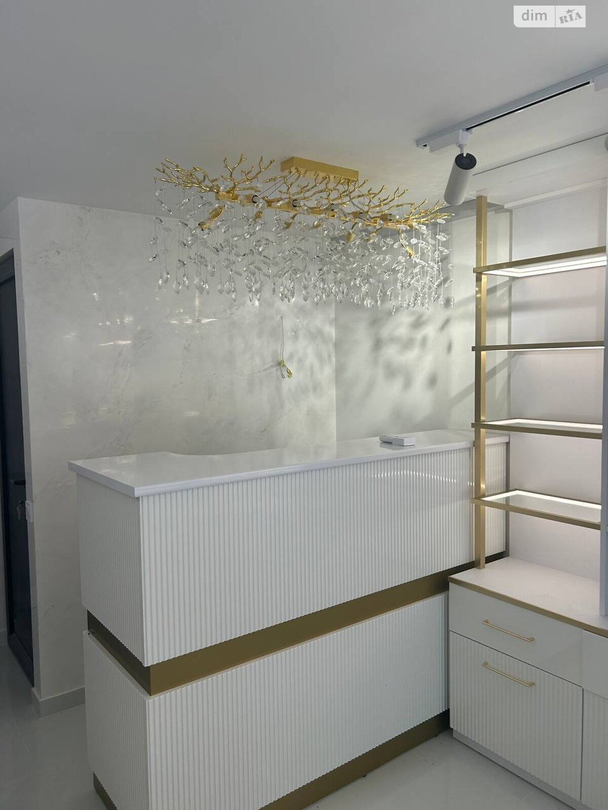 Коммерческое помещение в Ивано-Франковске, сдам в аренду по Национальной Гвардии улица 14Ц, район Арсенал, цена: 16 880 грн за объект фото 1