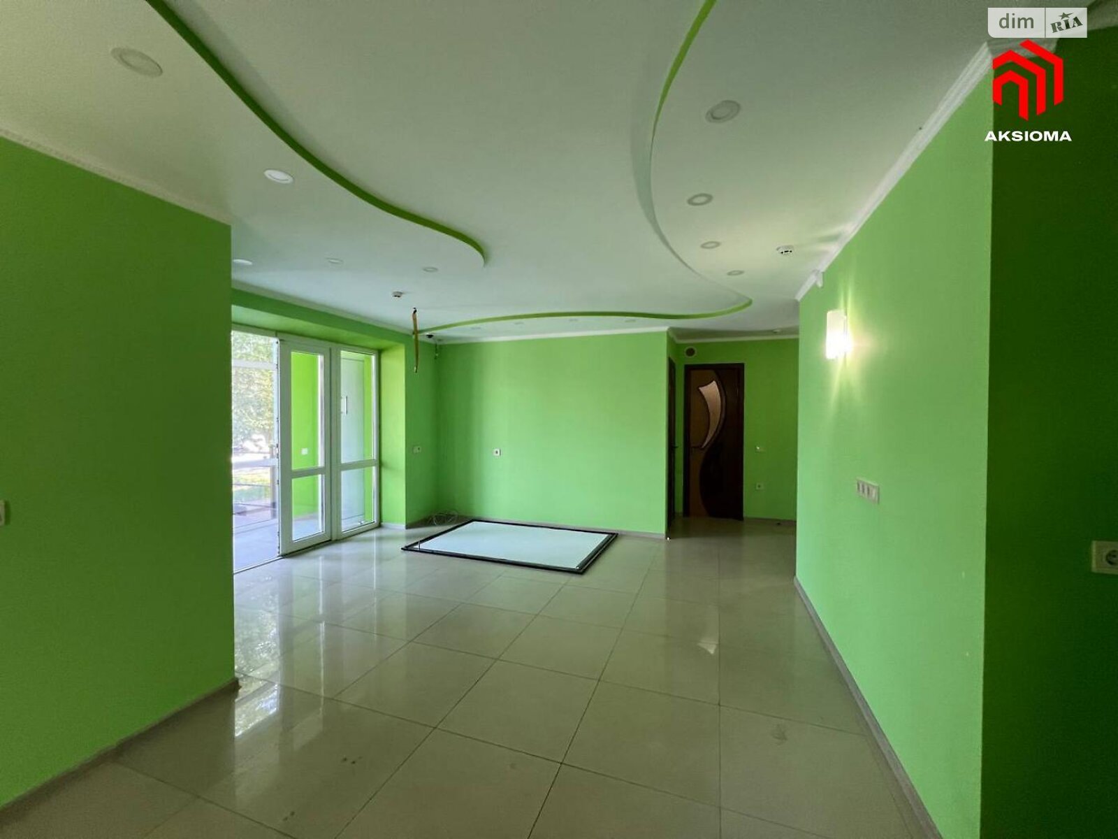 Коммерческое помещение в Ивано-Франковске, сдам в аренду по Довженка, район Бам, цена: 30 000 грн за объект фото 1