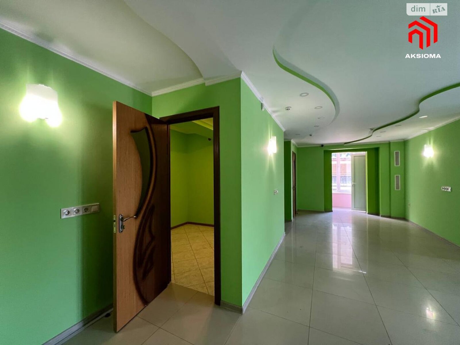 Коммерческое помещение в Ивано-Франковске, сдам в аренду по Довженка, район Бам, цена: 30 000 грн за объект фото 1