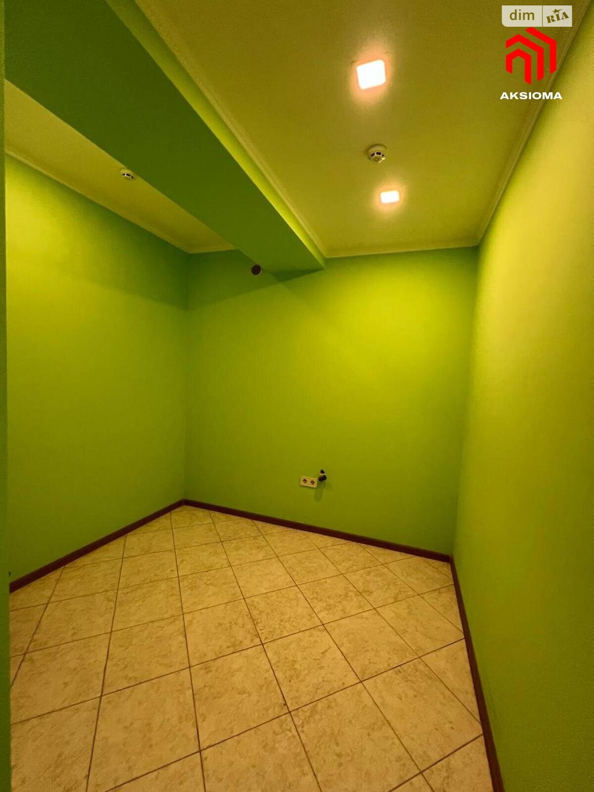 Коммерческое помещение в Ивано-Франковске, сдам в аренду по Довженка, район Бам, цена: 30 000 грн за объект фото 1