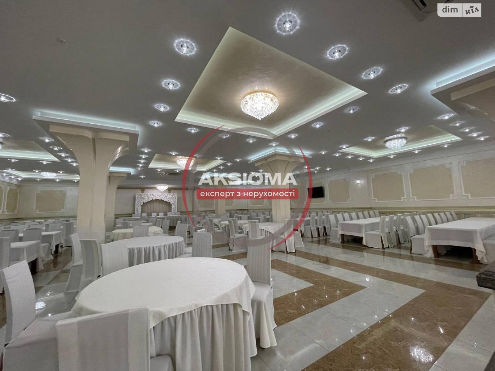 Коммерческое помещение в Ивано-Франковске, сдам в аренду по Дворская улица, район Бам, цена: 207 000 грн за объект фото 1 Коммерческое помещение в Ивано-Франковске, сдам в аренду по Дворская улица, район Бам, цена: 207 000 грн за объект фото 1