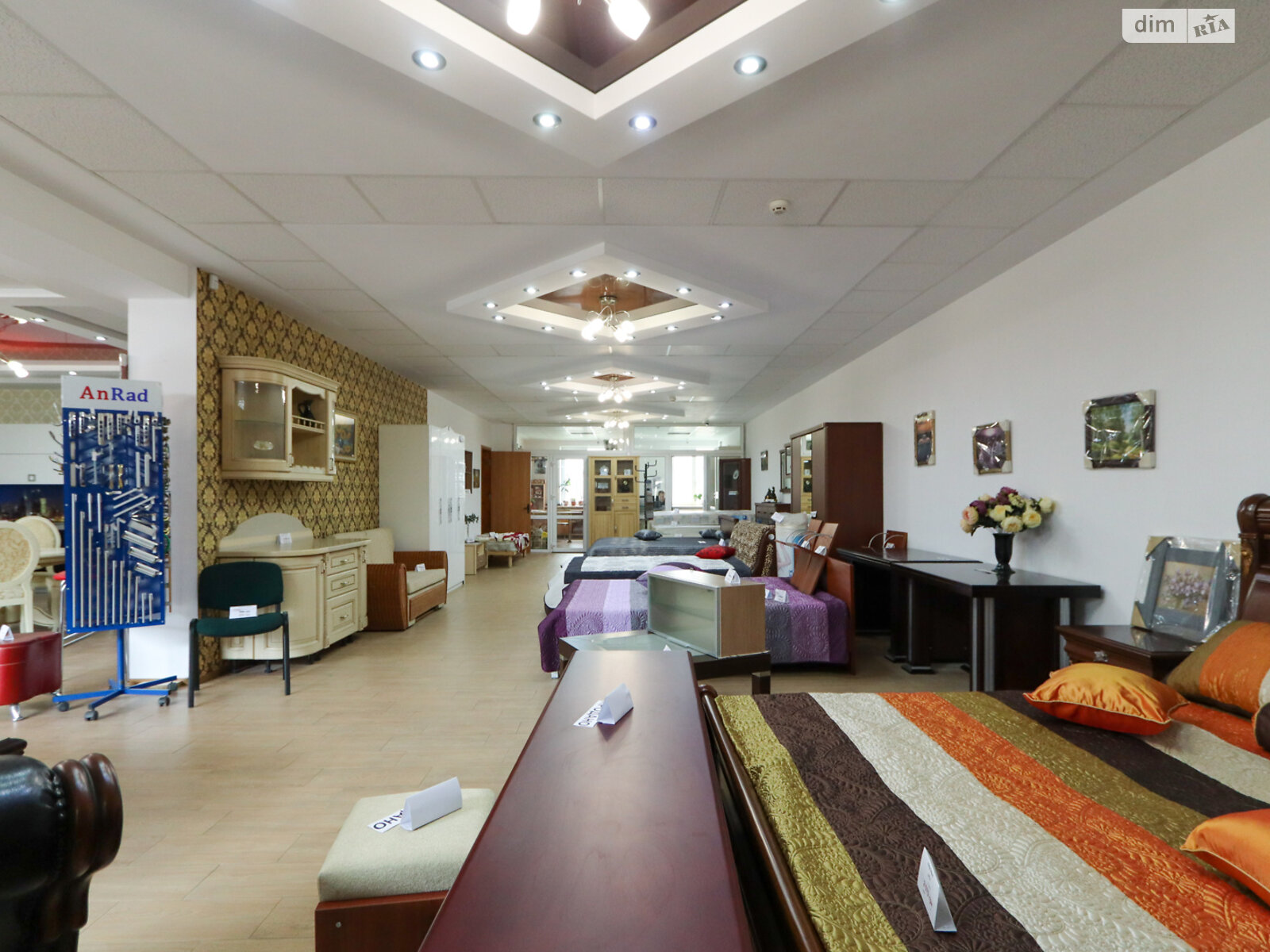 Комерційне приміщення в Івано-Франківську, здам в оренду по Івасюка вулиця 26А, район undefined, ціна: 48 000 грн за об’єкт фото 1