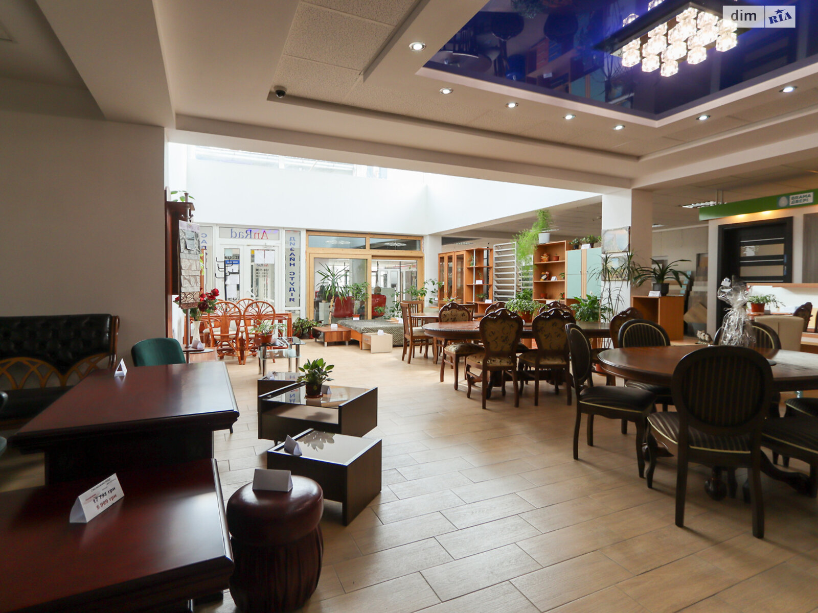 Комерційне приміщення в Івано-Франківську, здам в оренду по Івасюка вулиця 26А, район undefined, ціна: 48 000 грн за об’єкт фото 1