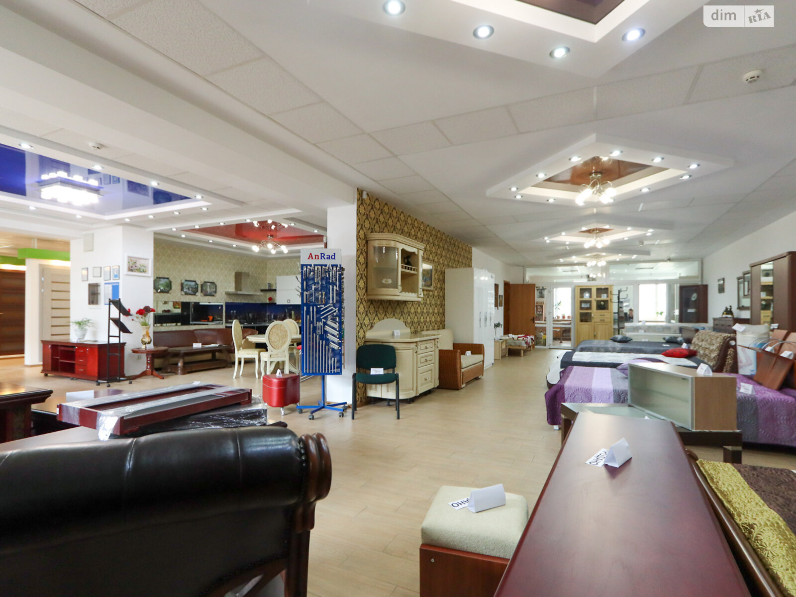 Комерційне приміщення в Івано-Франківську, здам в оренду по Івасюка вулиця 26А, район undefined, ціна: 48 000 грн за об’єкт фото 1