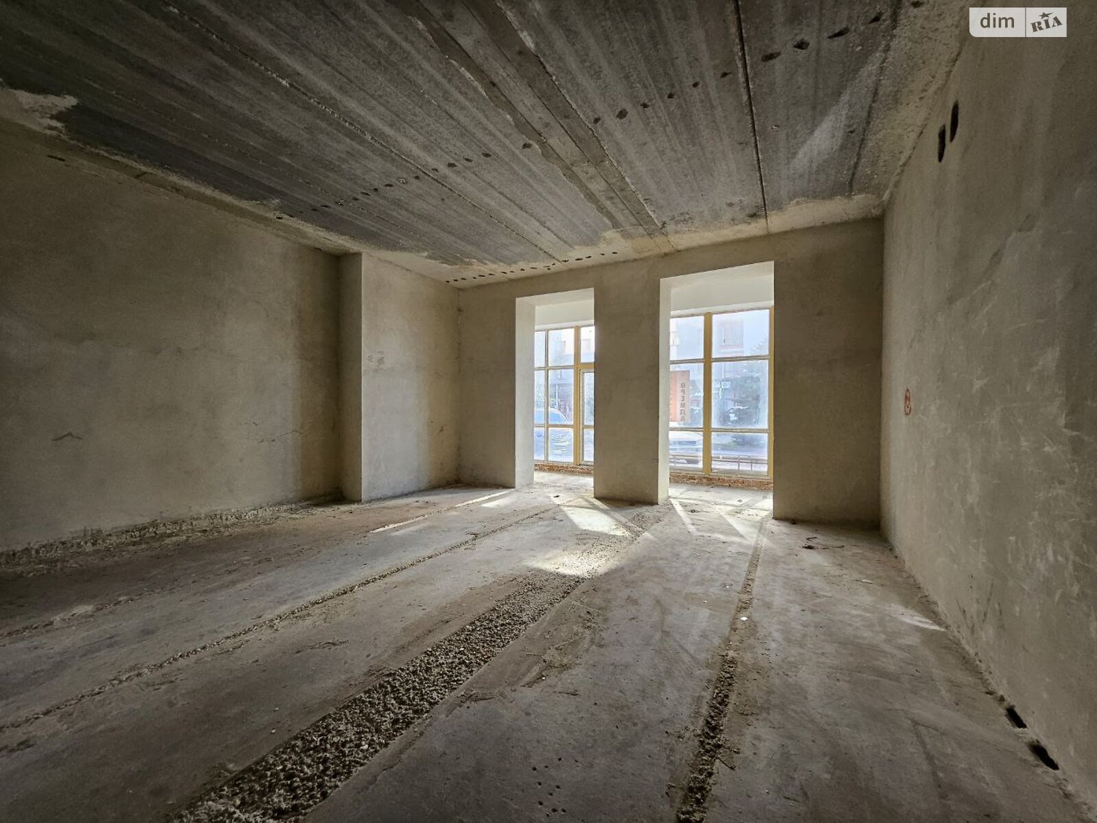 Коммерческое помещение в Ивано-Франковске, сдам в аренду по Симоненко Василия улица 3, район Каскад, цена: 42 200 грн за объект фото 1