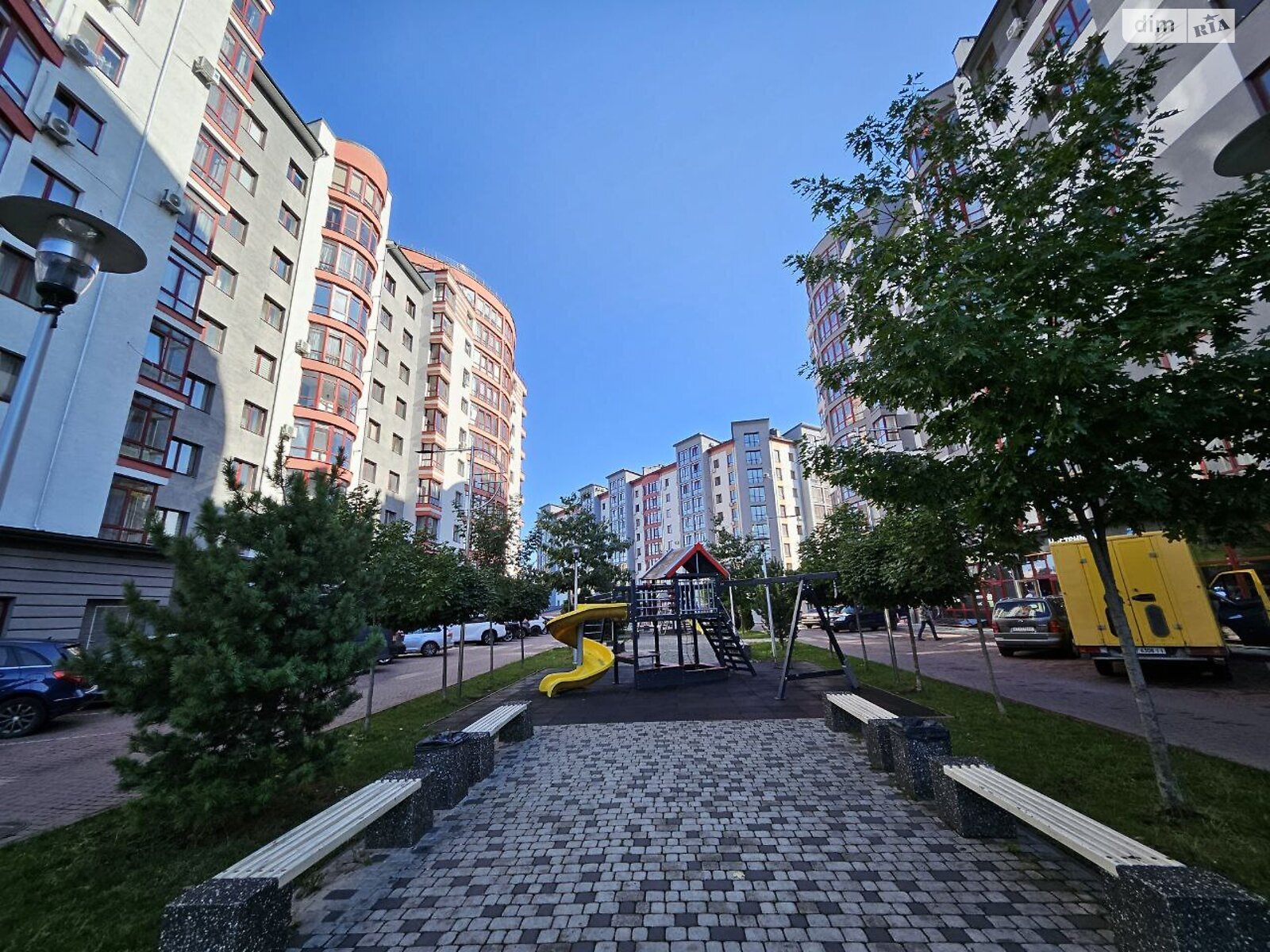 Коммерческое помещение в Ивано-Франковске, сдам в аренду по Симоненко Василия улица 3, район Каскад, цена: 42 200 грн за объект фото 1