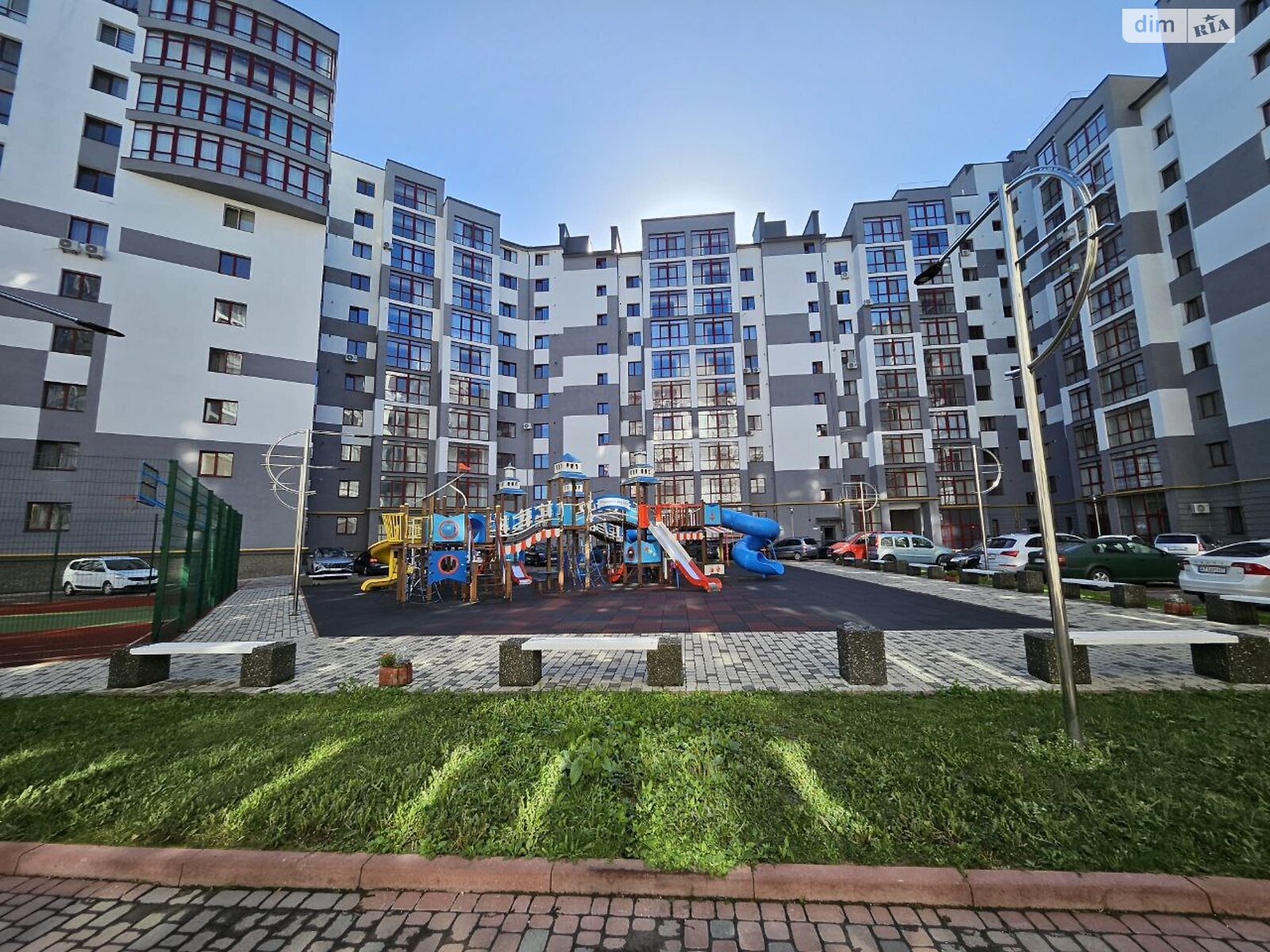 Коммерческое помещение в Ивано-Франковске, сдам в аренду по Симоненко Василия улица 3, район Каскад, цена: 42 200 грн за объект фото 1