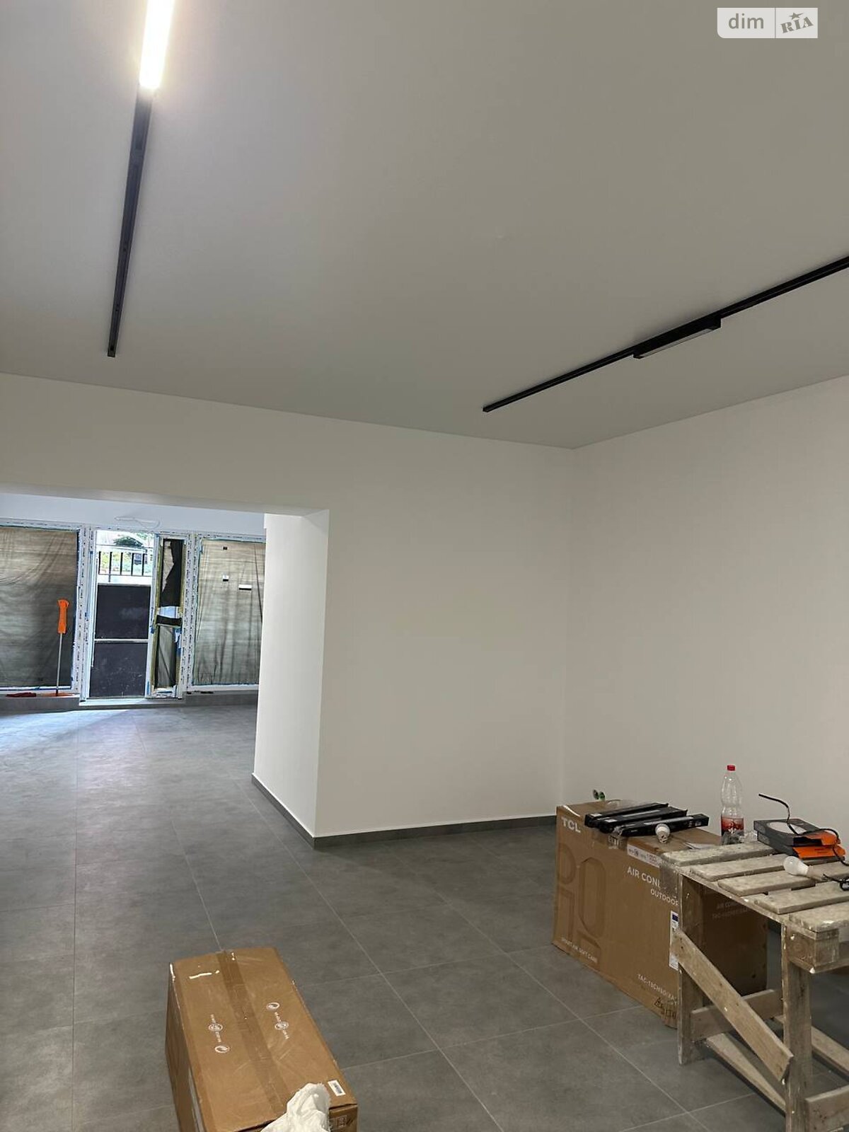 Коммерческое помещение в Ивано-Франковске, сдам в аренду по Княгинин улица 44, район Княгинин, цена: 21 075 грн за объект фото 1 Коммерческое помещение в Ивано-Франковске, сдам в аренду по Княгинин улица 44, район Княгинин, цена: 21 075 грн за объект фото 1