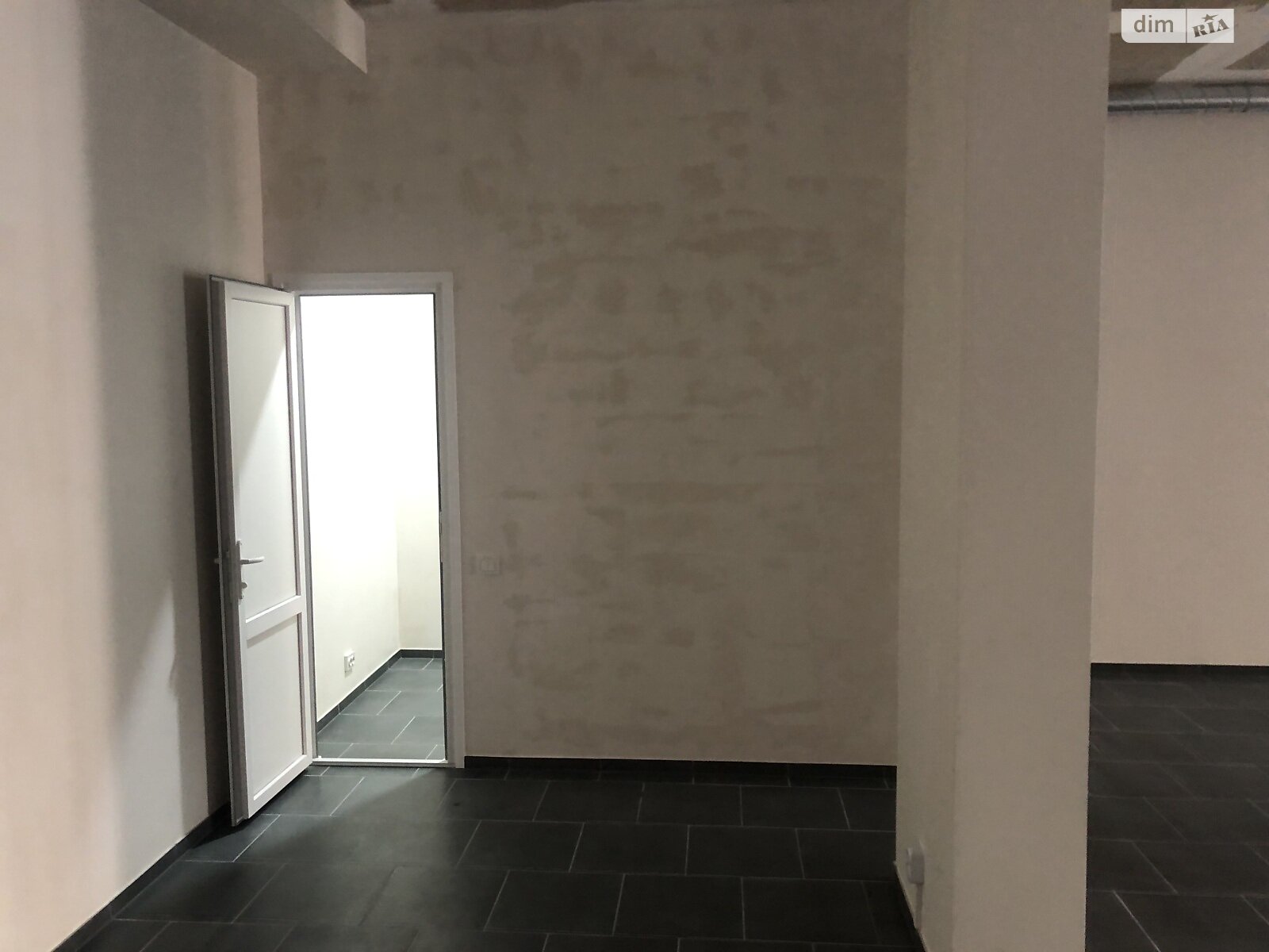 Коммерческое помещение в Ивано-Франковске, сдам в аренду по Юліана Пелеша (Крайковского) улица 3 корпус 1, район Княгинин, цена: 41 500 грн за объект фото 1 Коммерческое помещение в Ивано-Франковске, сдам в аренду по Юліана Пелеша (Крайковского) улица 3 корпус 1, район Княгинин, цена: 41 500 грн за объект фото 1