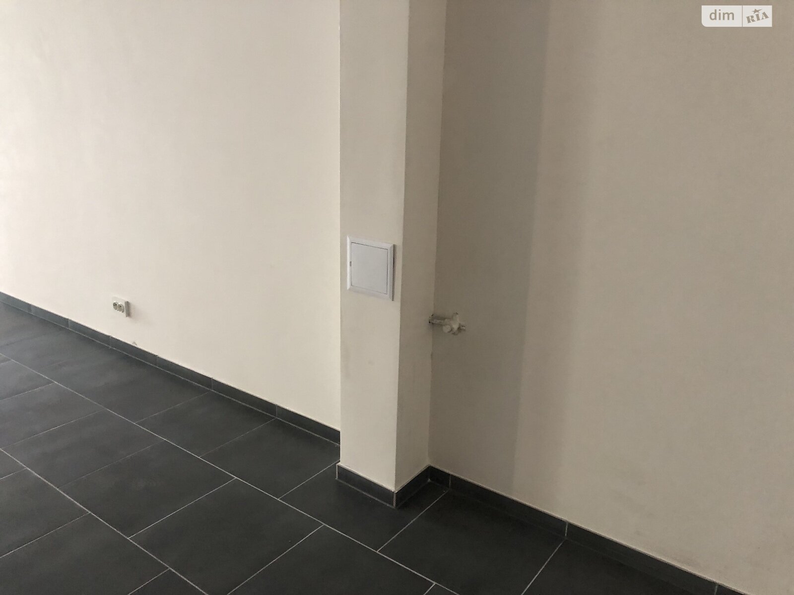 Коммерческое помещение в Ивано-Франковске, сдам в аренду по Юліана Пелеша (Крайковского) улица 3 корпус 1, район Княгинин, цена: 41 500 грн за объект фото 1 Коммерческое помещение в Ивано-Франковске, сдам в аренду по Юліана Пелеша (Крайковского) улица 3 корпус 1, район Княгинин, цена: 41 500 грн за объект фото 1