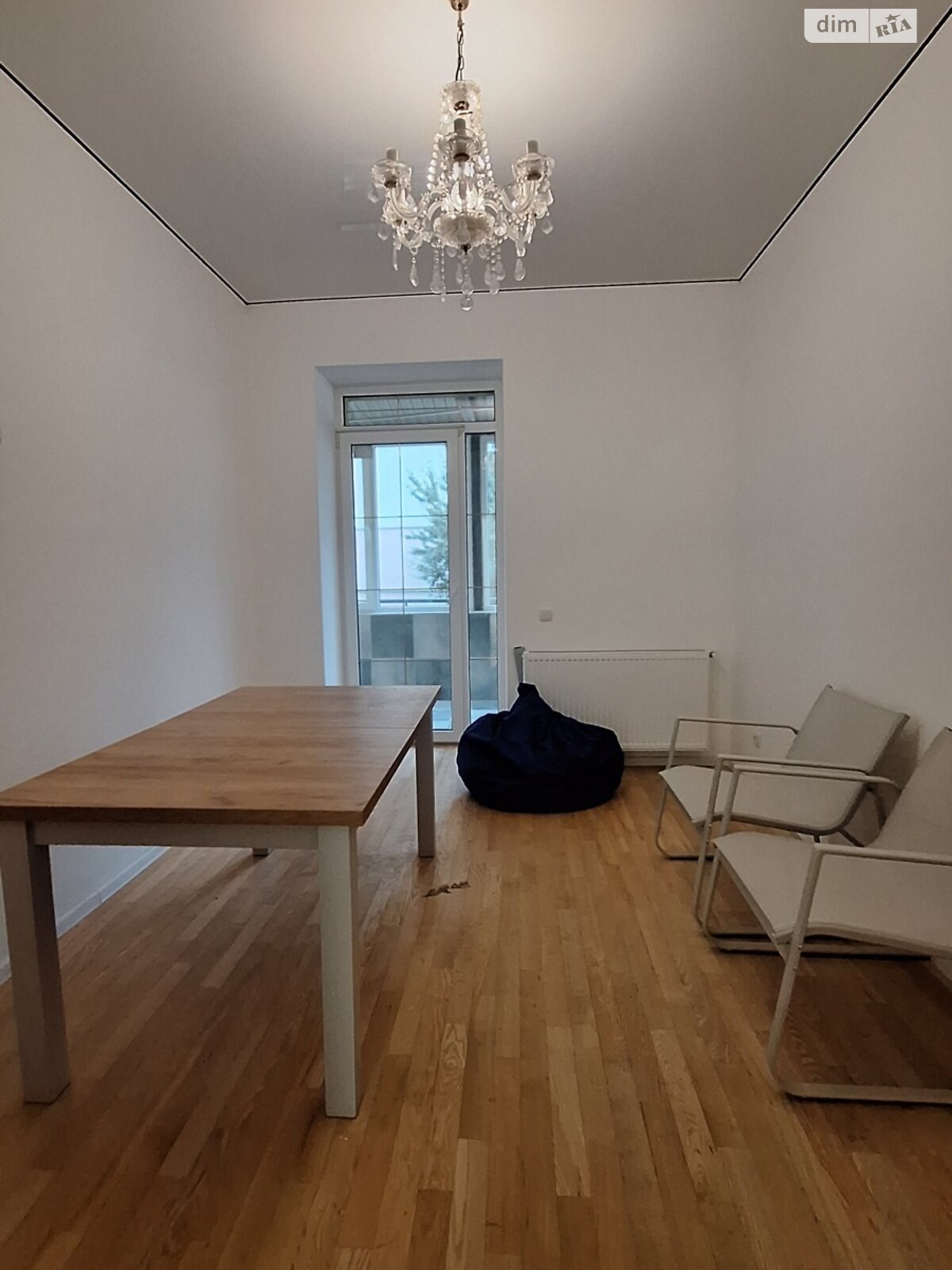 Коммерческое помещение в Ивано-Франковске, сдам в аренду по Коновальца Евгения улица 110, район Коновальца Чорновола, цена: 20 000 грн за объект фото 1 Коммерческое помещение в Ивано-Франковске, сдам в аренду по Коновальца Евгения улица 110, район Коновальца Чорновола, цена: 20 000 грн за объект фото 1