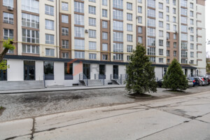 Коммерческое помещение в Ивано-Франковске, сдам в аренду по Вячеслава Черновола улица, район Коновальца Чорновола, цена: 151 800 грн за объект фото 2