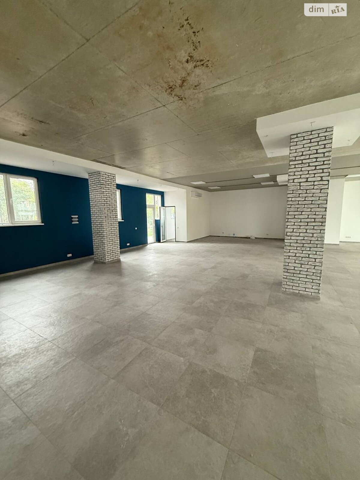 Коммерческое помещение в Ивано-Франковске, сдам в аренду по Микитинецкая улица 2, район Майзли, цена: 25 000 грн за объект фото 1