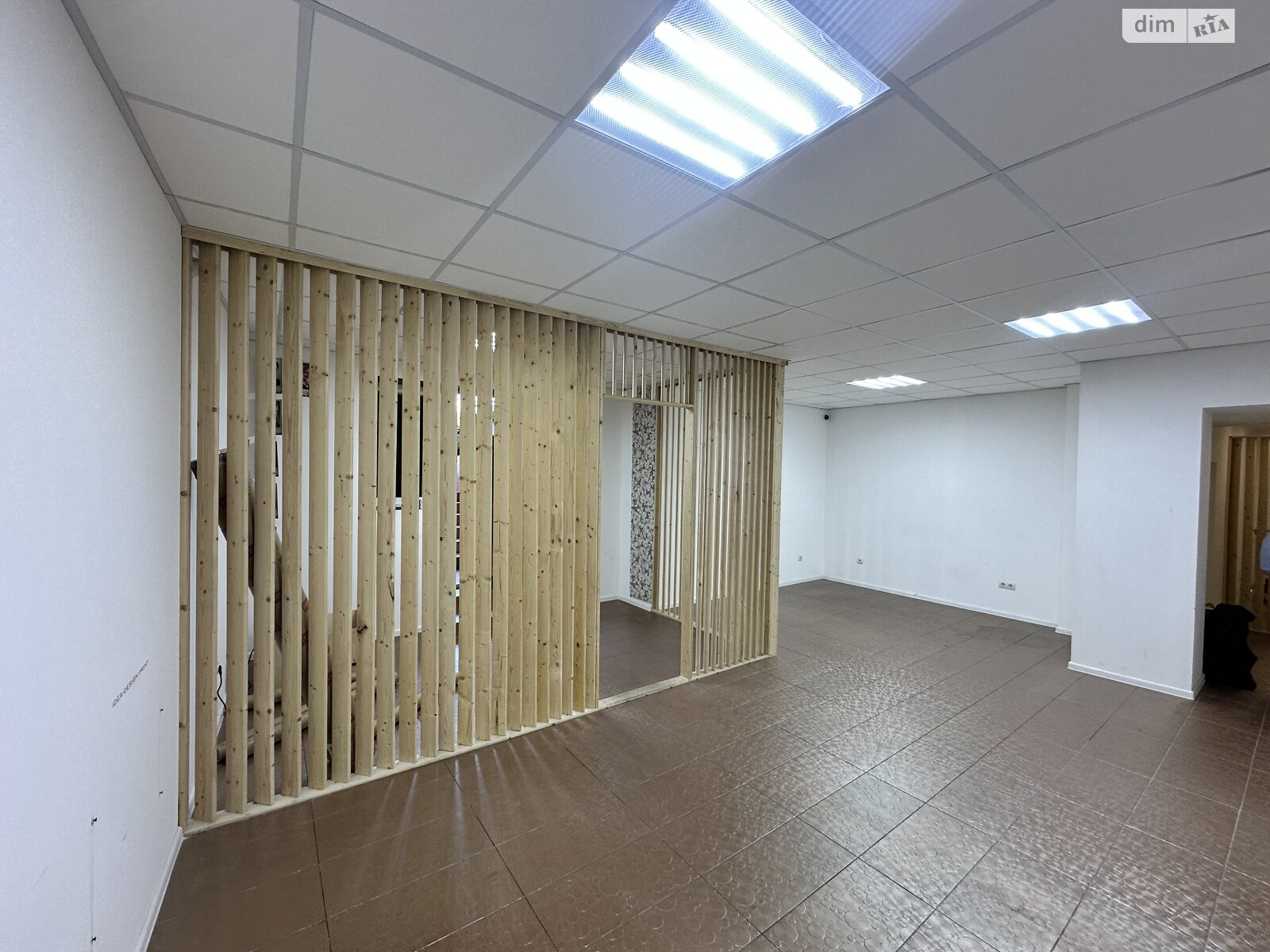 Комерційне приміщення в Івано-Франківську, здам в оренду по Пасічна вулиця 41, район Пасічна, ціна: 8 000 грн за об’єкт фото 1