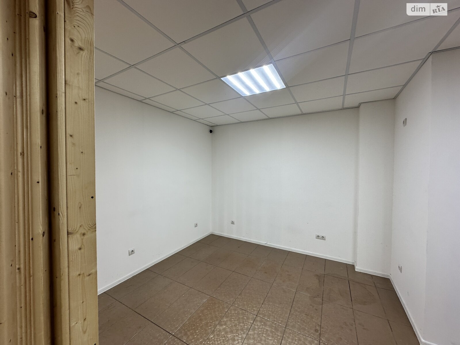 Комерційне приміщення в Івано-Франківську, здам в оренду по Пасічна вулиця 41, район Пасічна, ціна: 8 000 грн за об’єкт фото 1