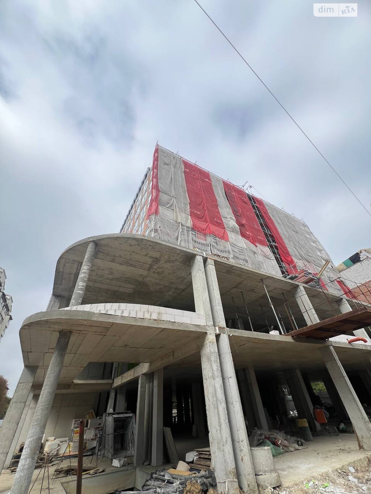 Коммерческое помещение в Ивано-Франковске, Солнечная улица 56, цена аренды: 1 074 825 грн за объект фото 1 Коммерческое помещение в Ивано-Франковске, Солнечная улица 56, цена аренды: 1 074 825 грн за объект фото 1