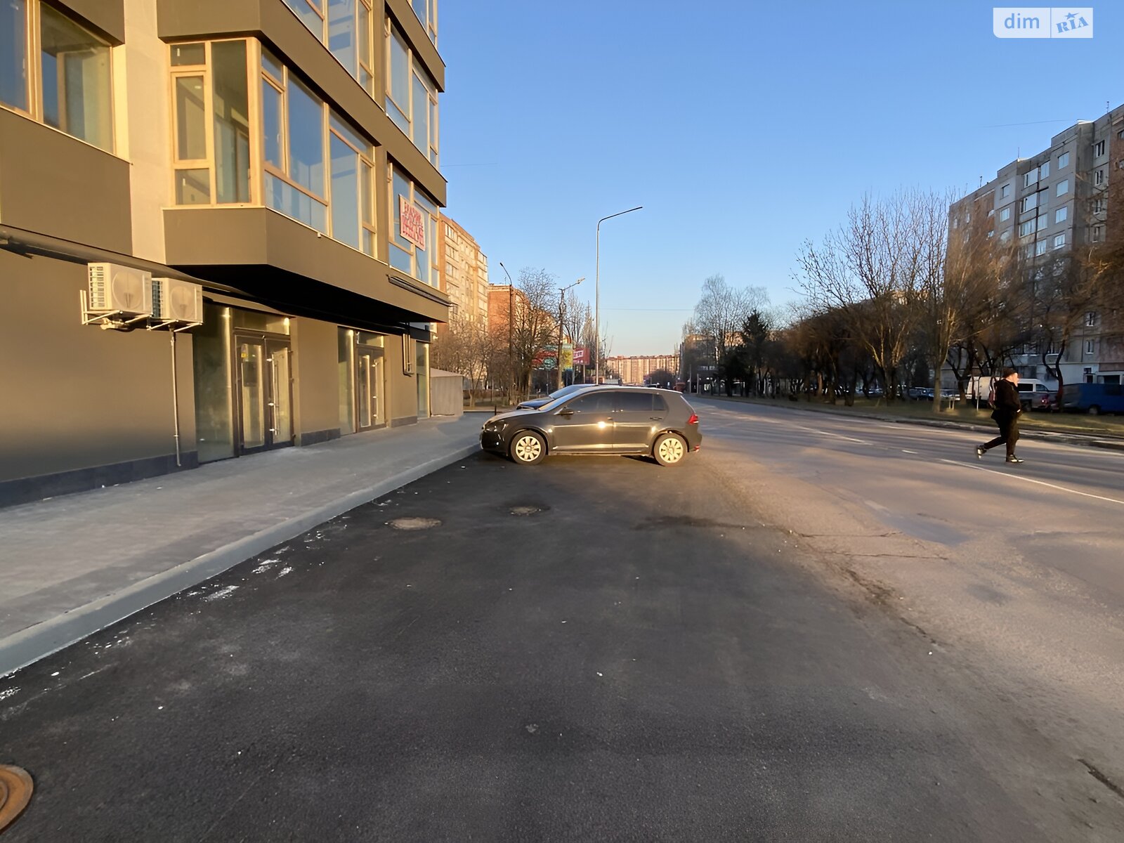 Коммерческое помещение в Ивано-Франковске, сдам в аренду по Мира улица, район Строителей, цена: 57 200 грн за объект фото 1 Коммерческое помещение в Ивано-Франковске, сдам в аренду по Мира улица, район Строителей, цена: 57 200 грн за объект фото 1
