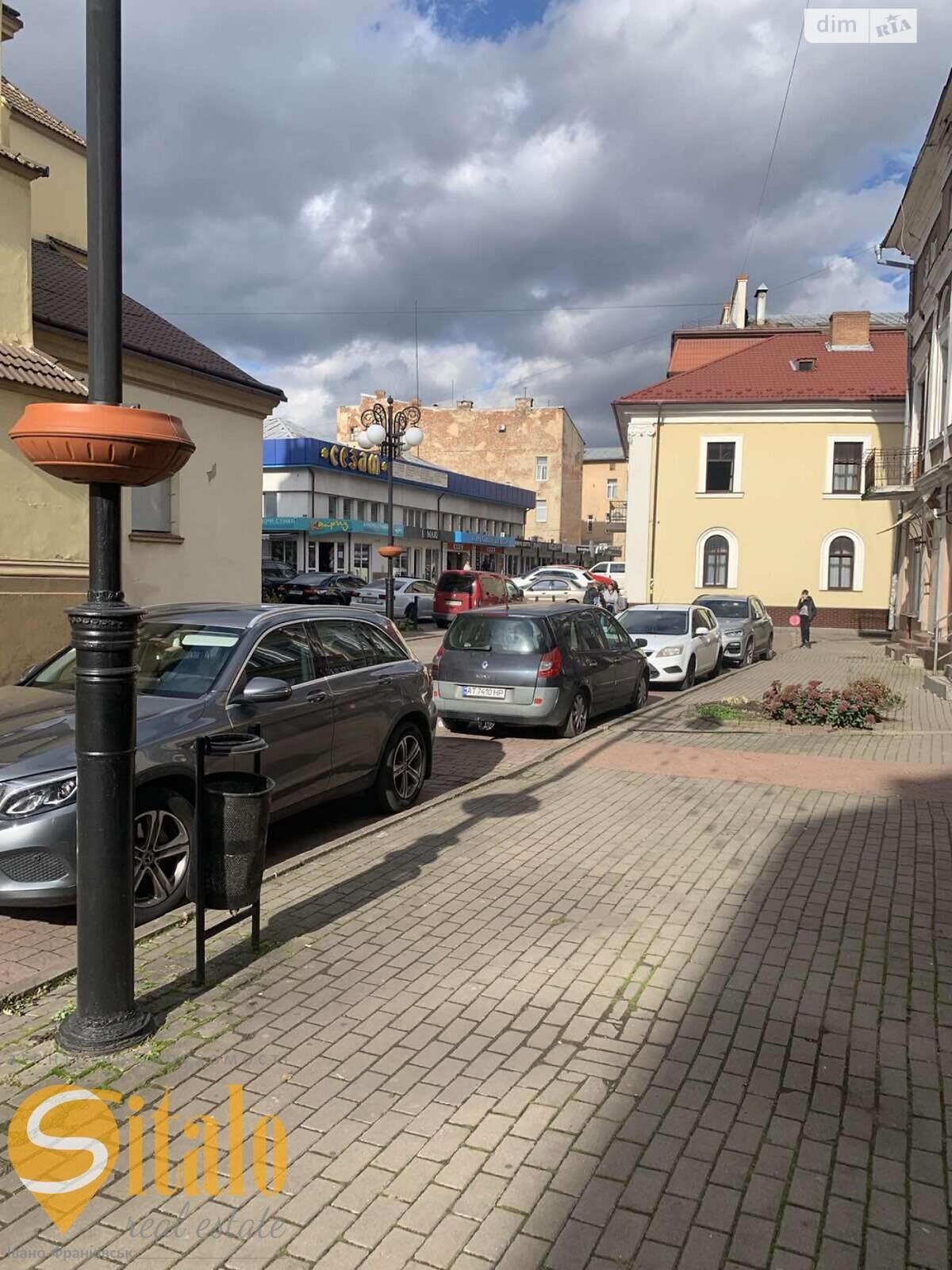 Комерційне приміщення в Івано-Франківську, здам в оренду по Галицька вулиця 35, район Центр, ціна: 12 000 грн за об’єкт фото 1 Комерційне приміщення в Івано-Франківську, здам в оренду по Галицька вулиця 35, район Центр, ціна: 12 000 грн за об’єкт фото 1