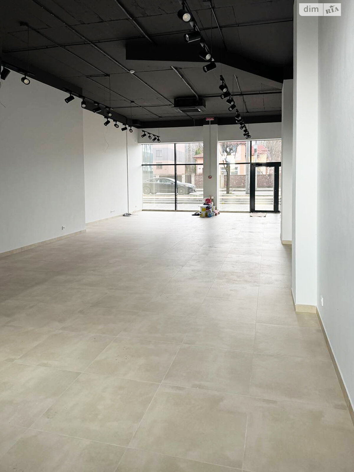 Комерційне приміщення в Івано-Франківську, здам в оренду по Гетьмана Івана Мазепи вулиця 160А, район Центр, ціна: 68 769 грн за об’єкт фото 1